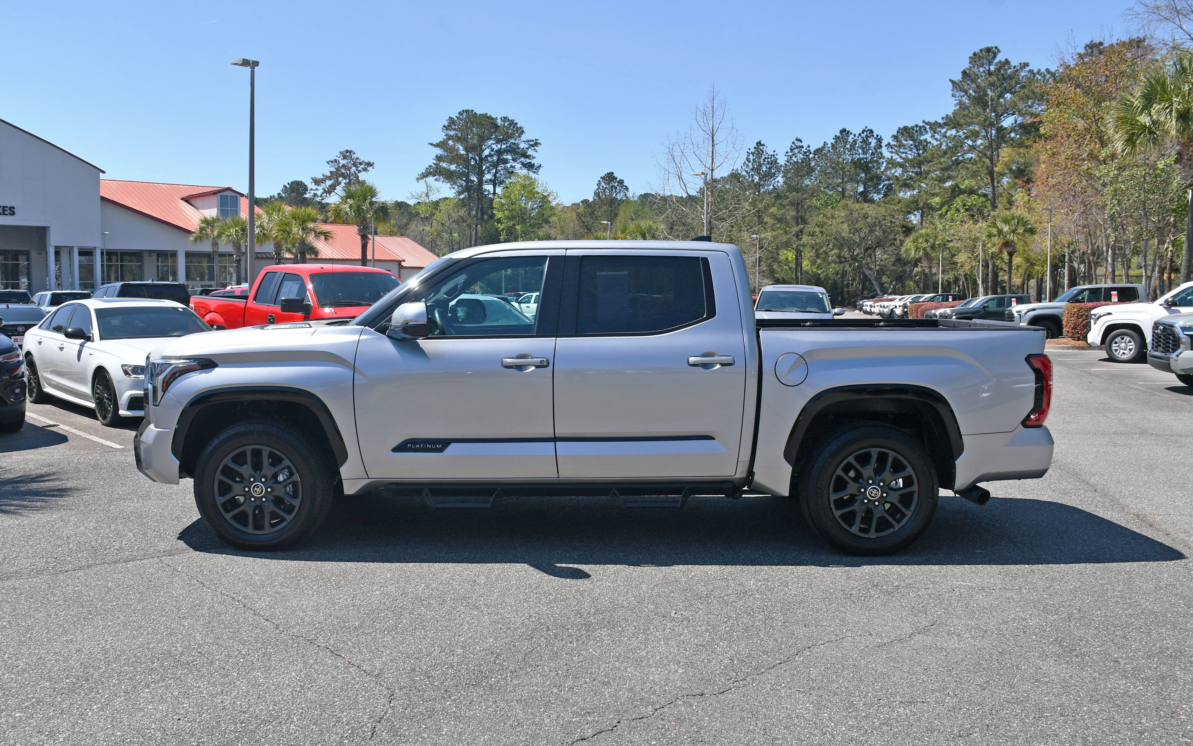 2023 Toyota Tundra Platinum Hybrid