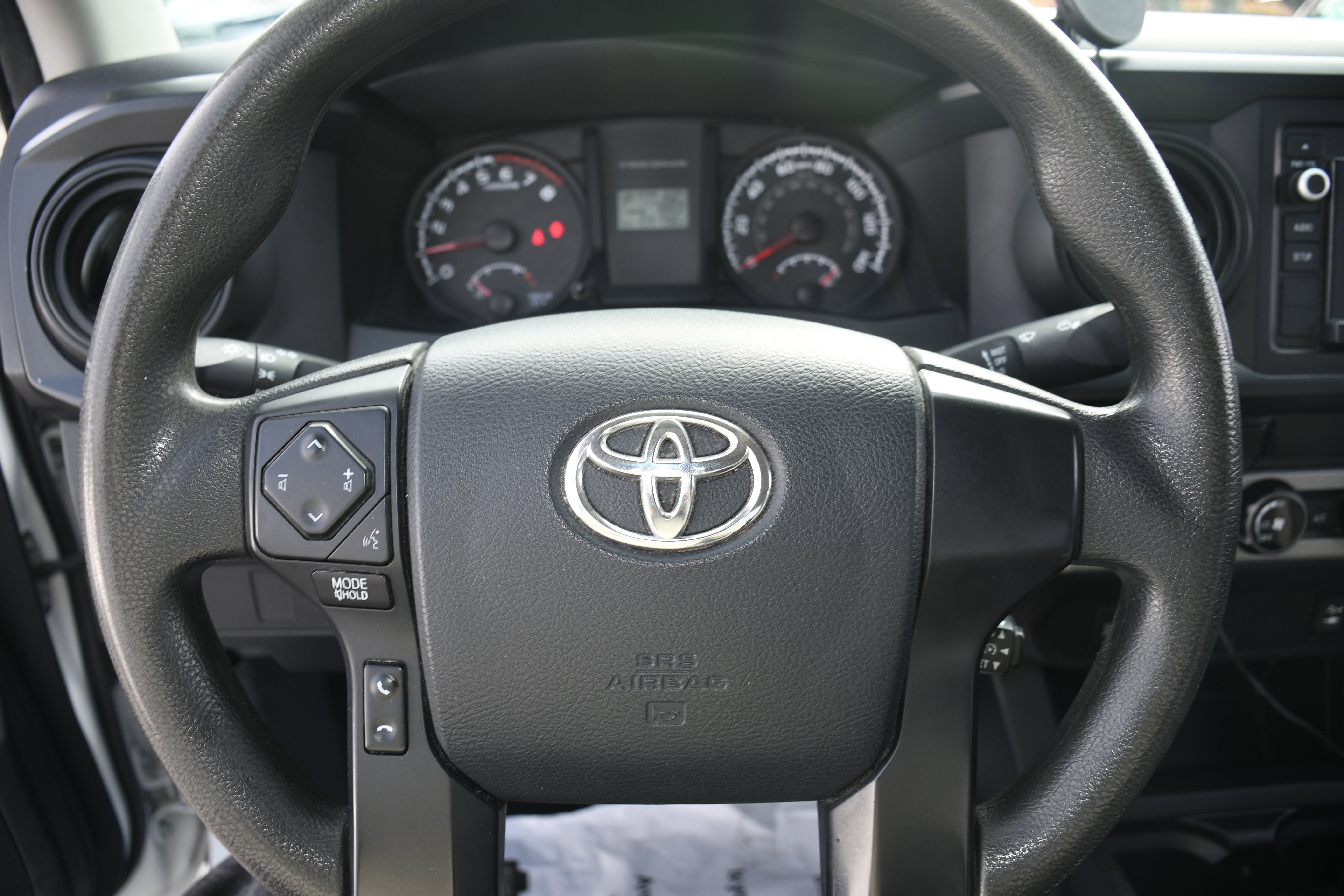 2017 Toyota Tacoma SR