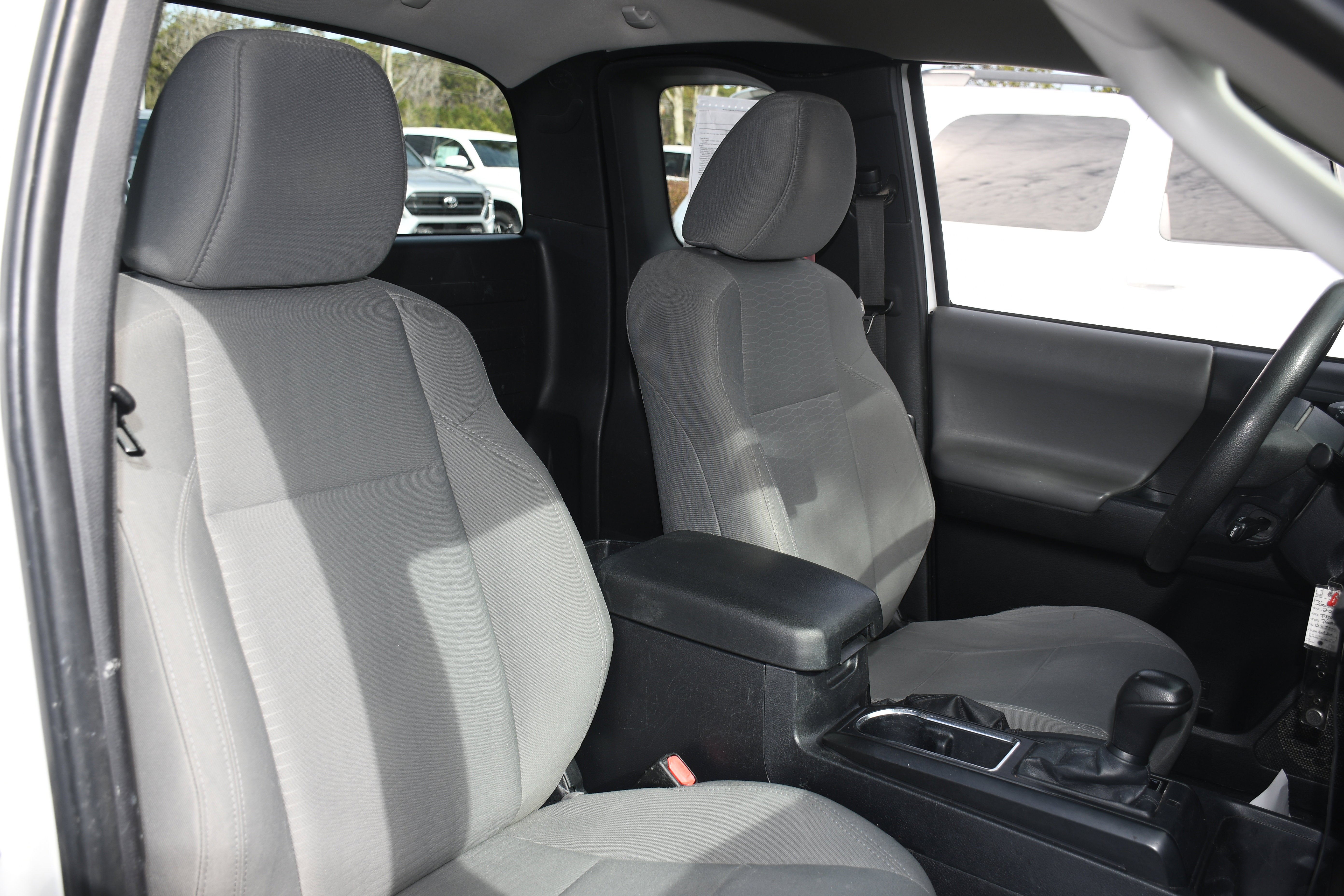 2017 Toyota Tacoma SR