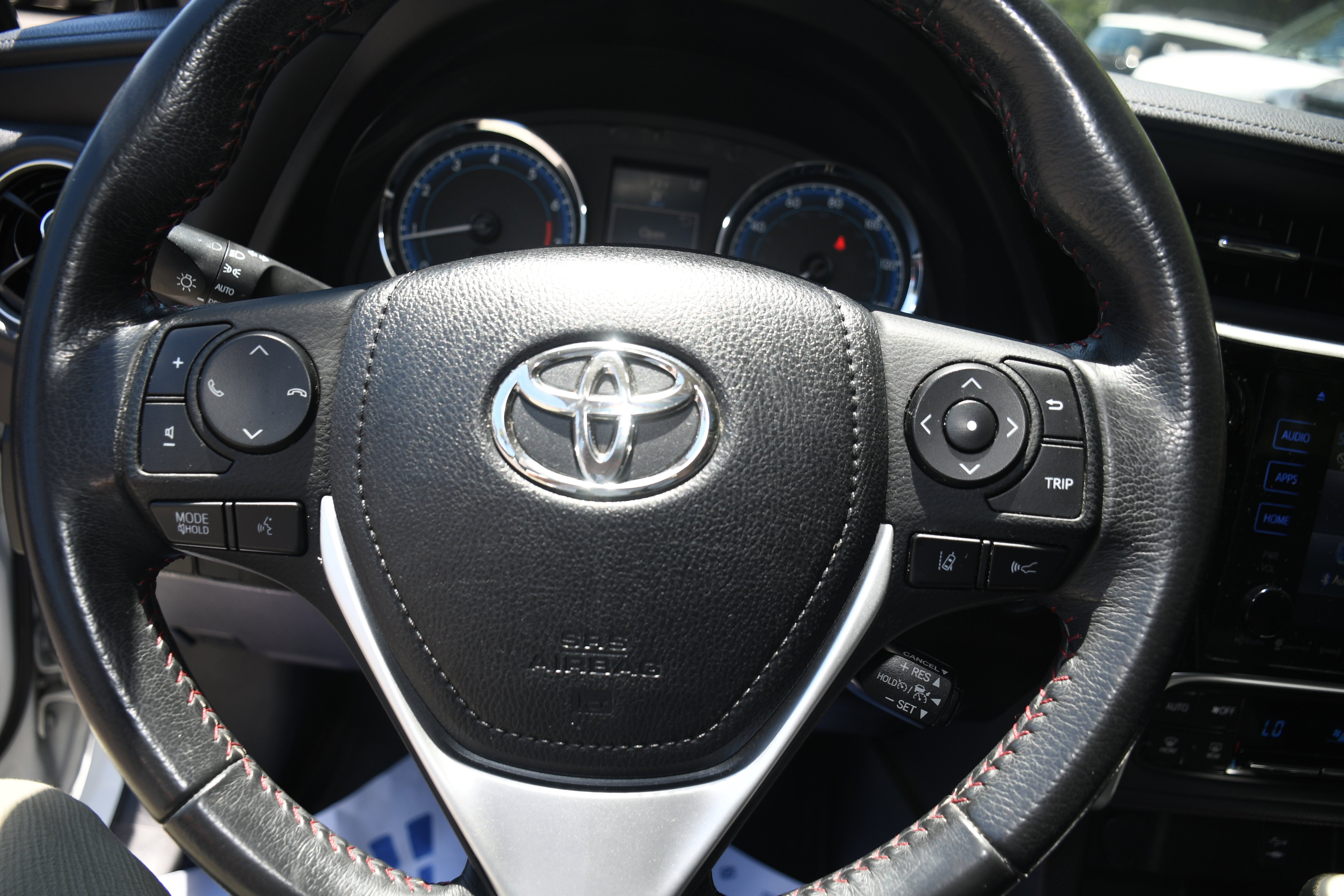 2017 Toyota Corolla SE SPECIAL EDITIO