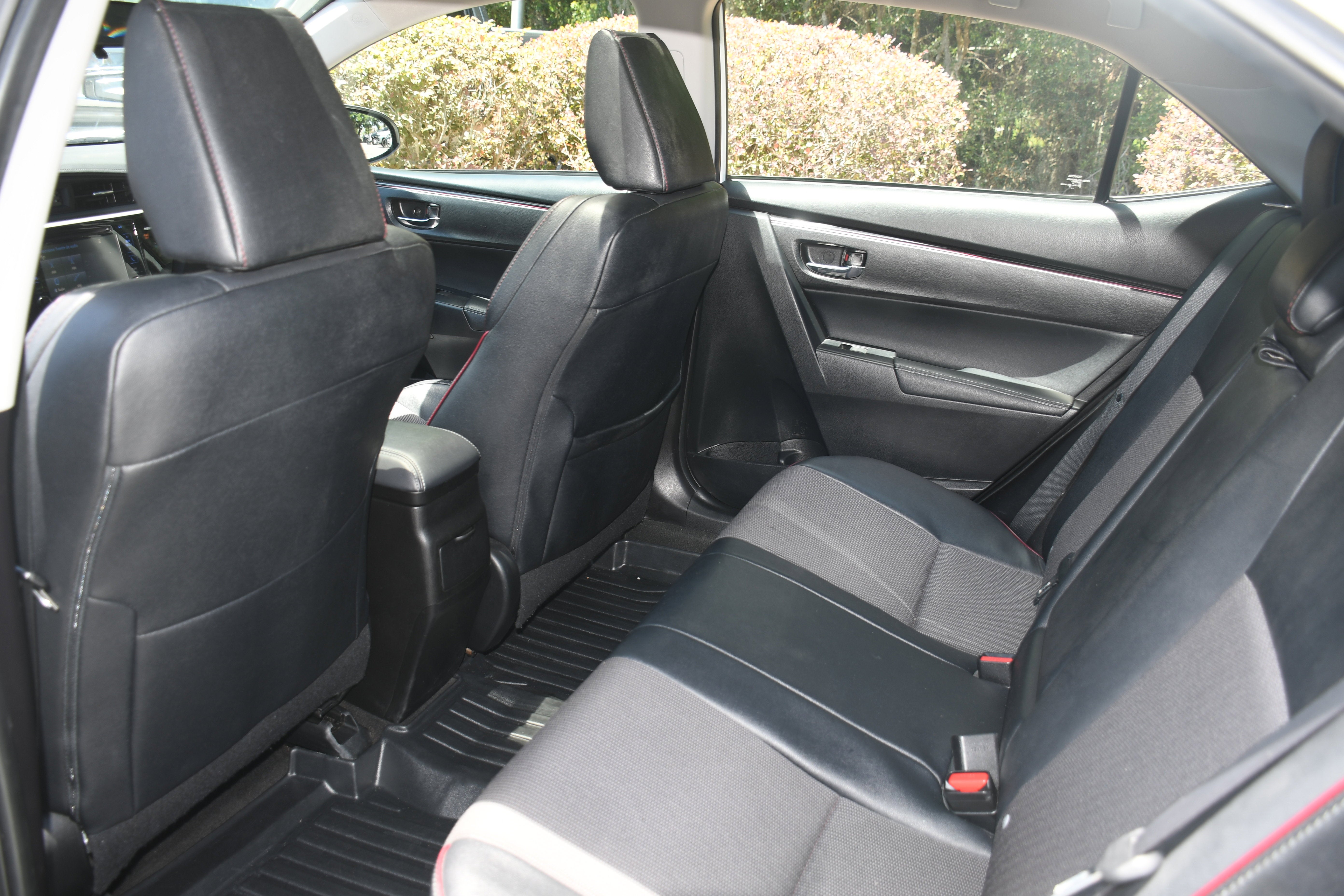 2017 Toyota Corolla SE SPECIAL EDITIO