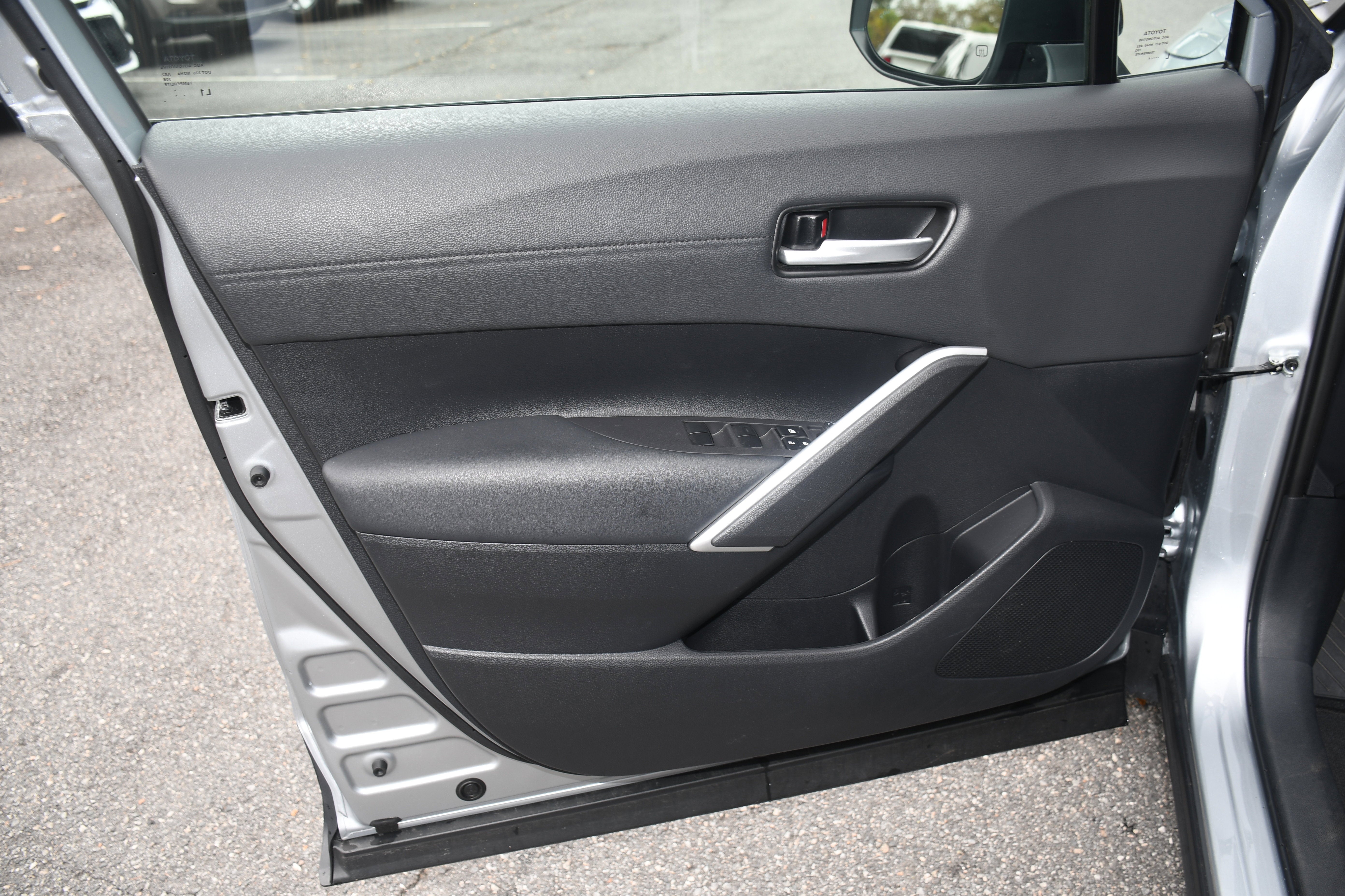 2024 Toyota Corolla Cross Hybrid XSE