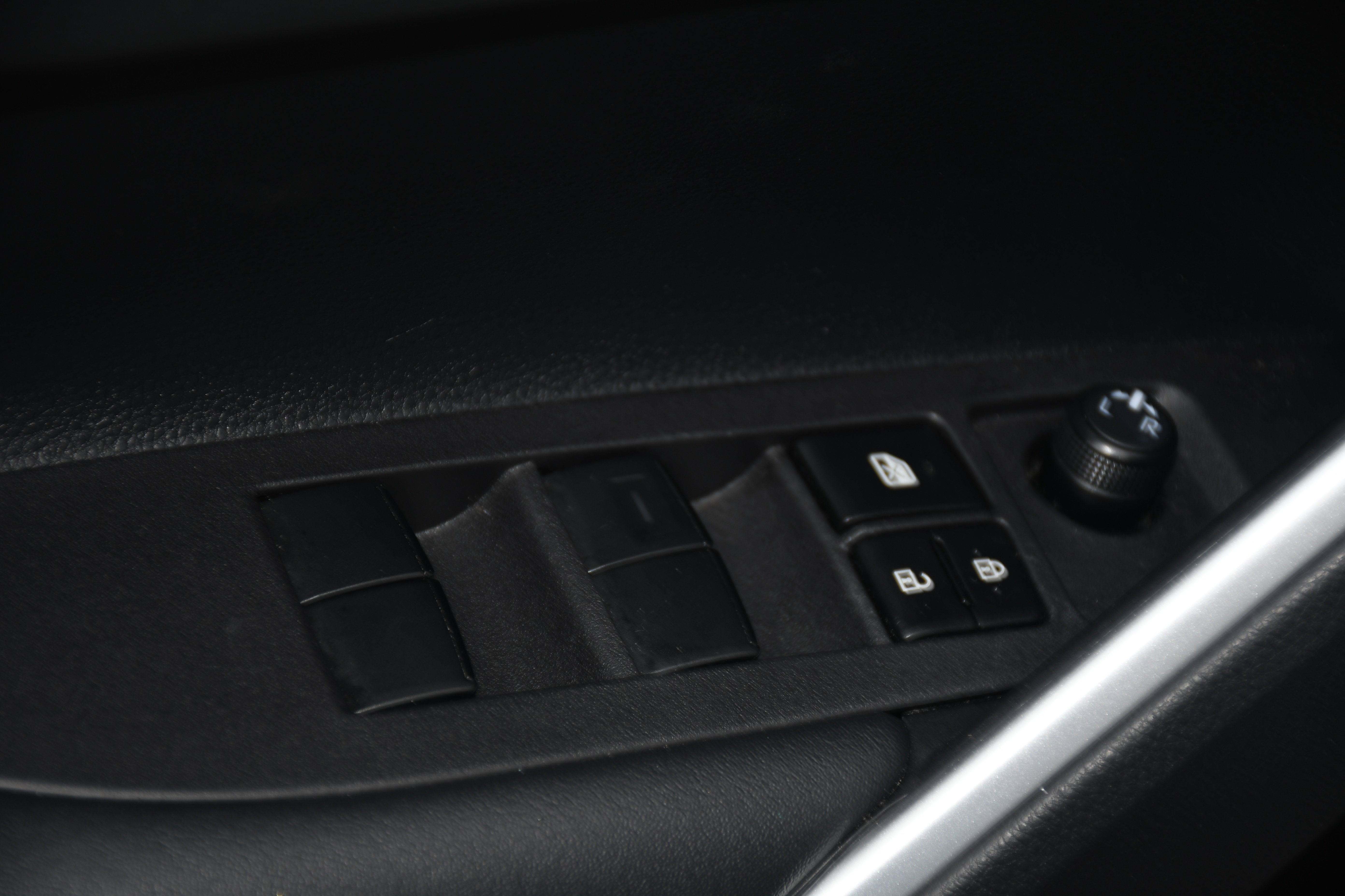 2024 Toyota Corolla Cross Hybrid XSE