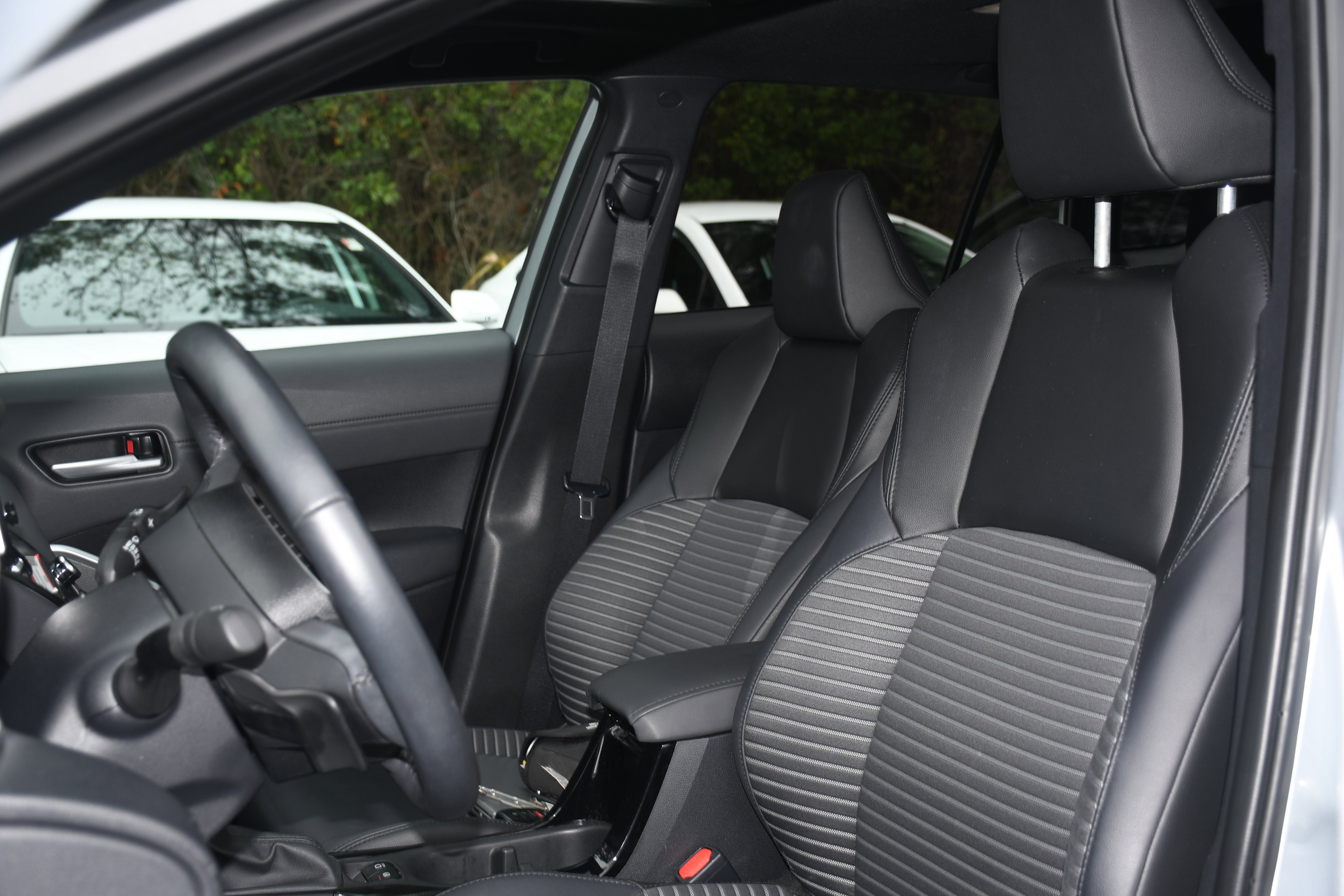 2024 Toyota Corolla Cross Hybrid XSE