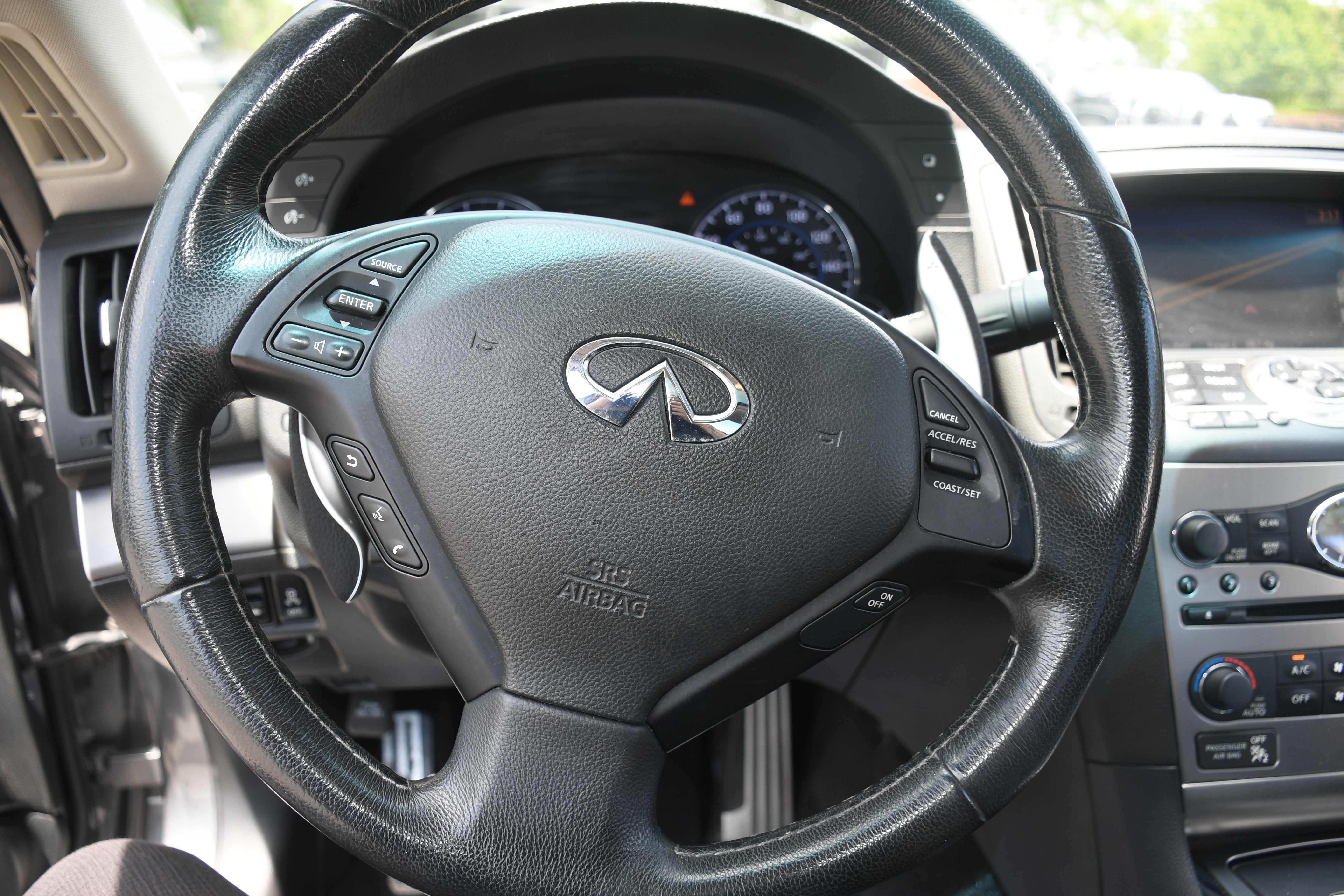 2012 INFINITI G37 Coupe x