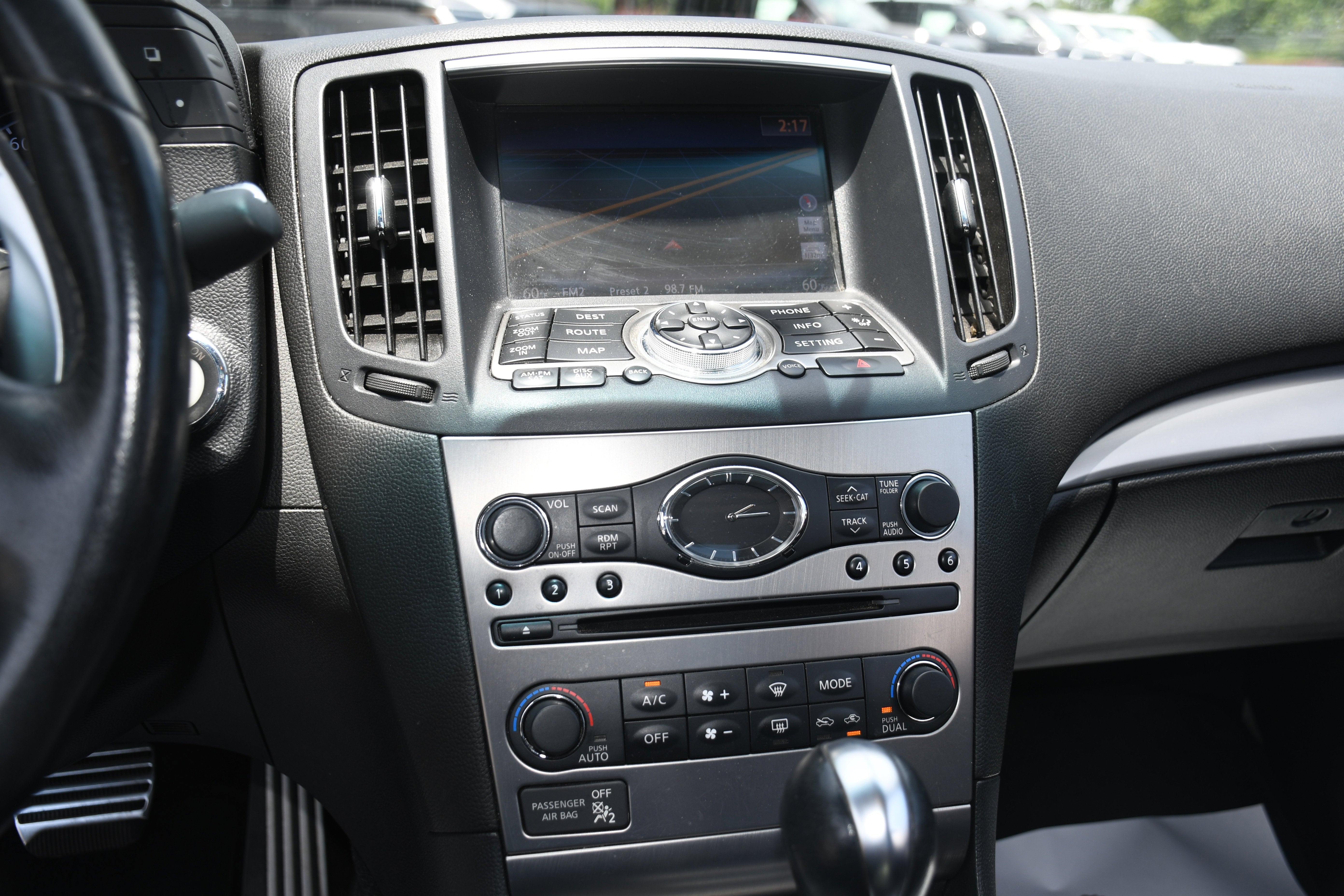 2012 INFINITI G37 Coupe x