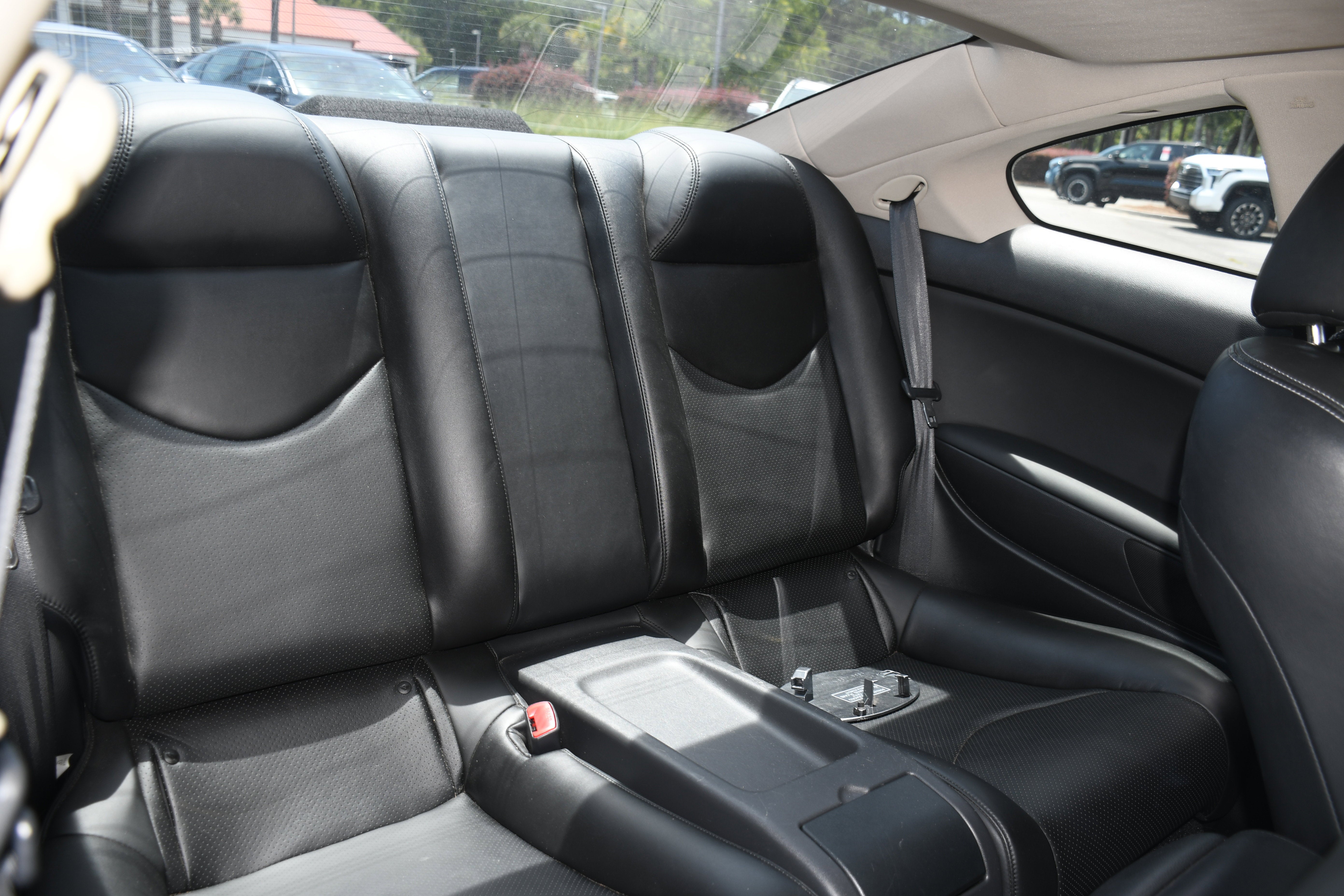 2012 INFINITI G37 Coupe x