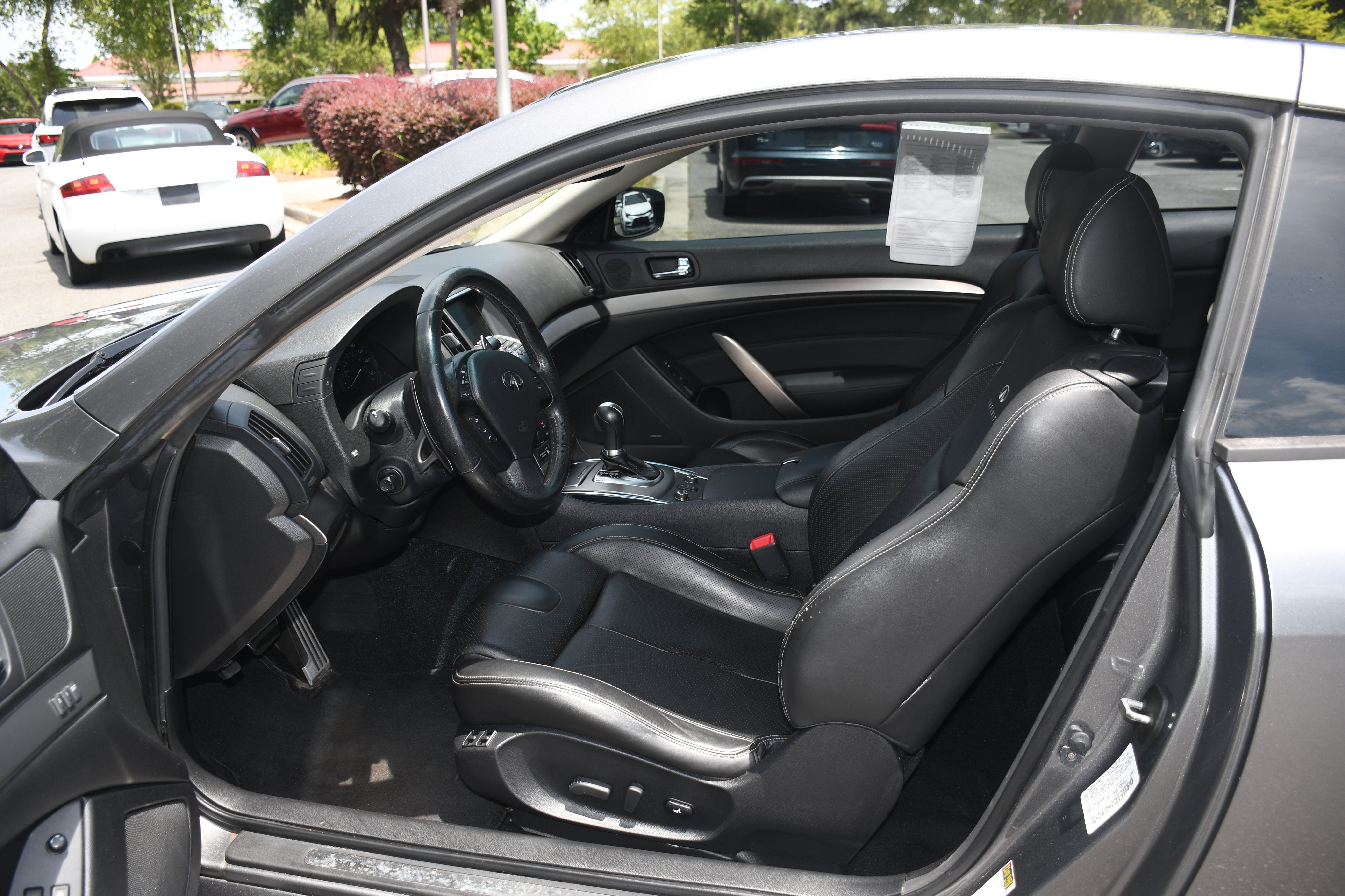 2012 INFINITI G37 Coupe x