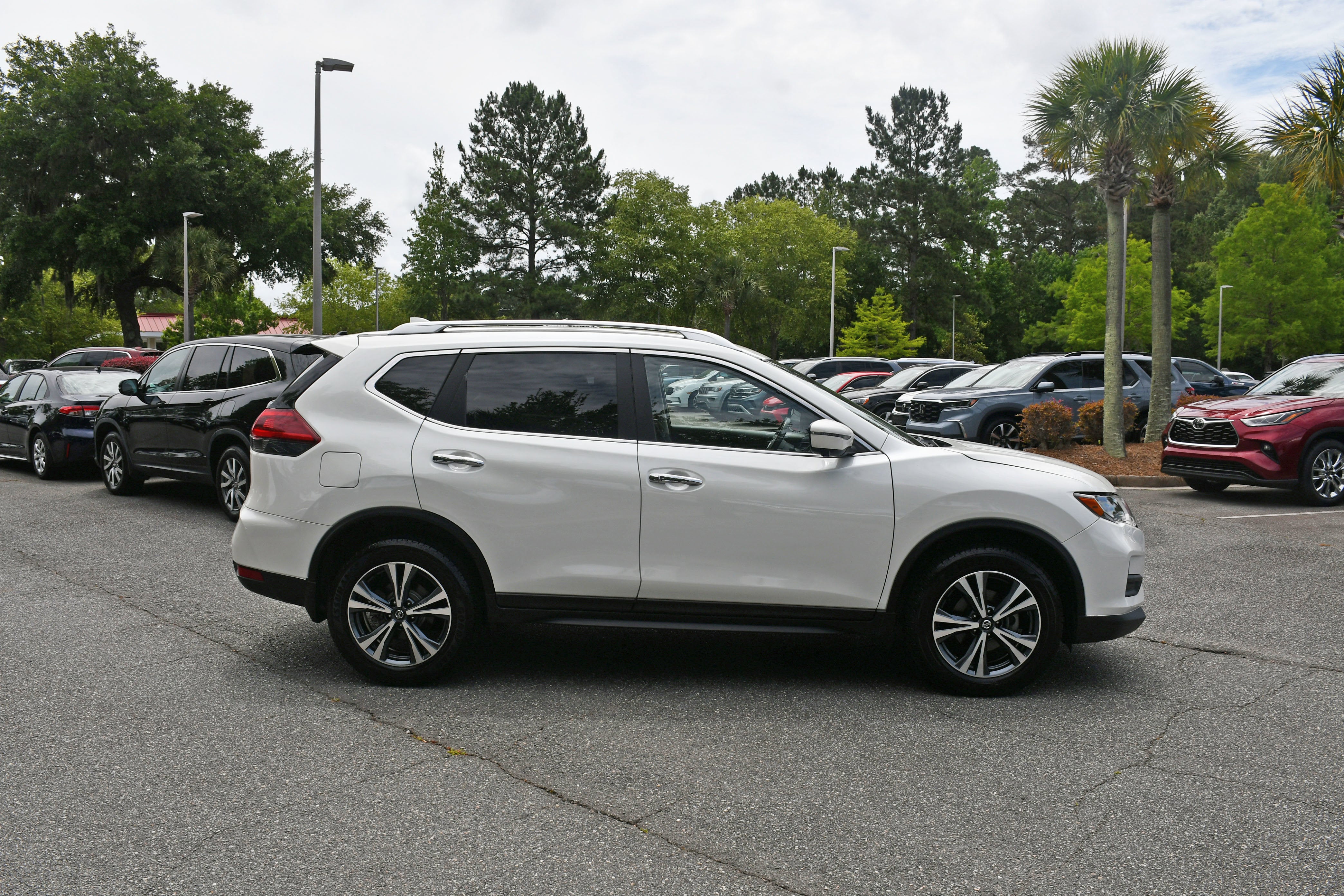 2019 Nissan Rogue SV