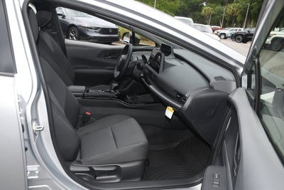2025 Toyota Prius LE