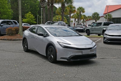 2025 Toyota Prius LE