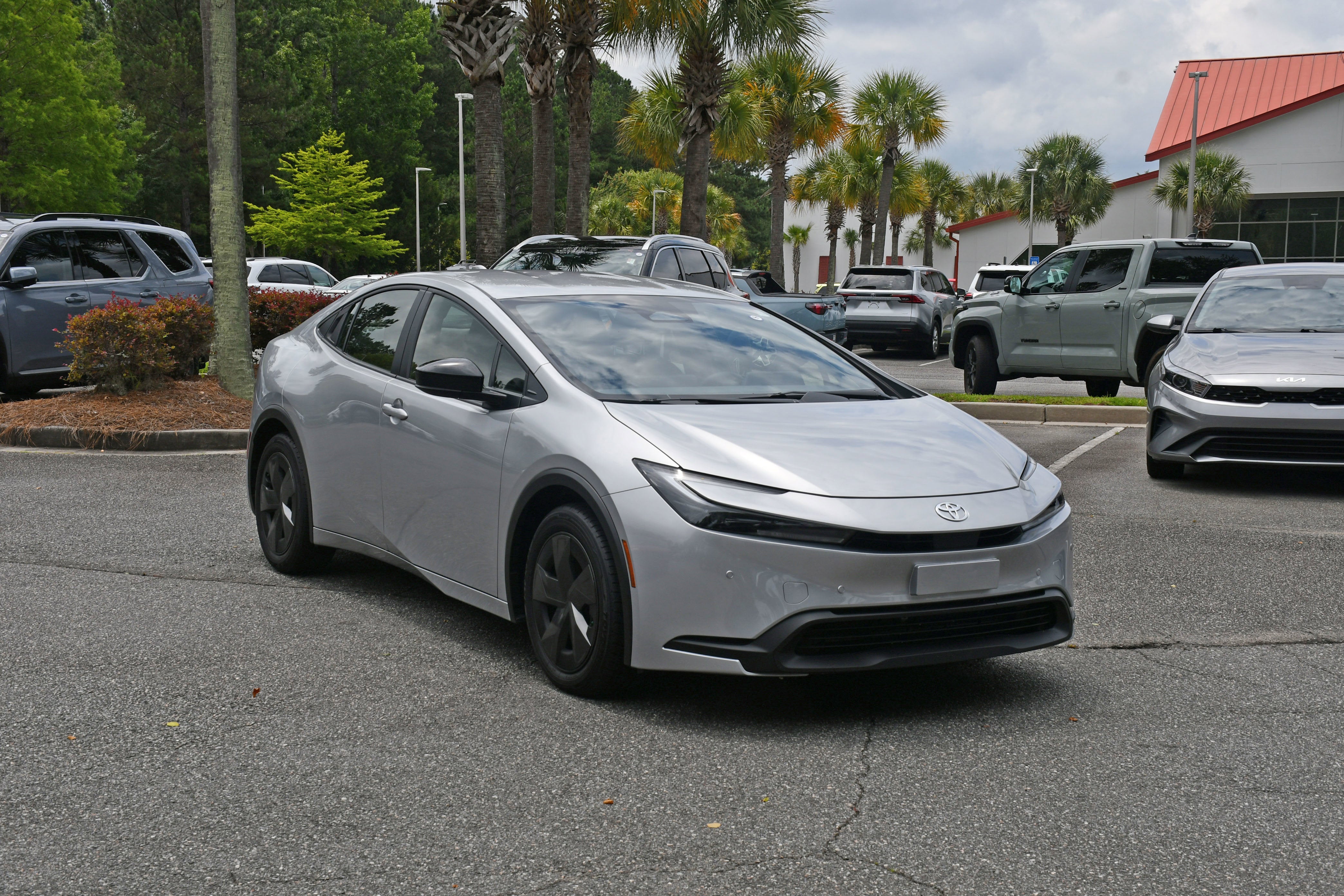 2025 Toyota Prius LE