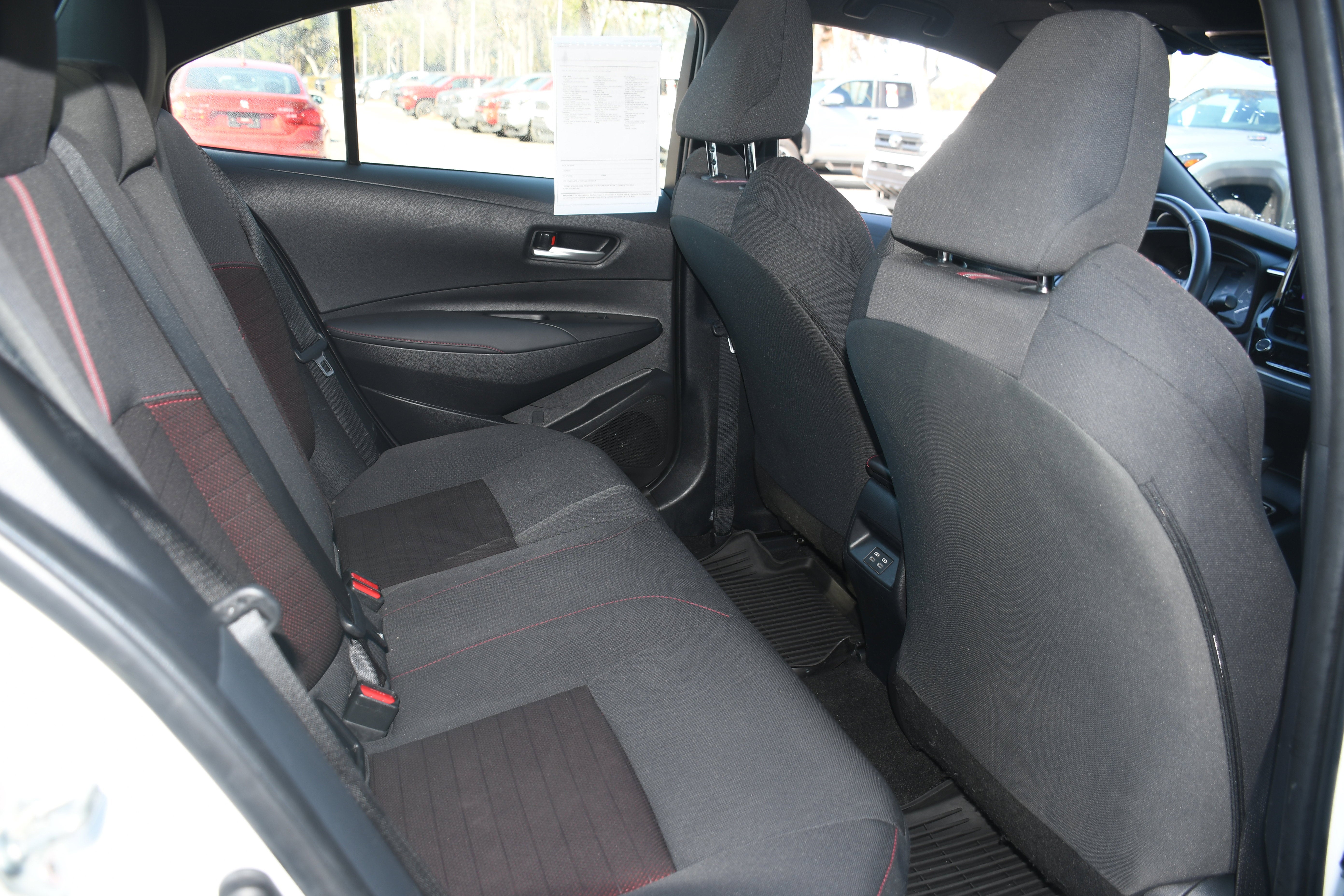 2025 Toyota Corolla Hybrid SE