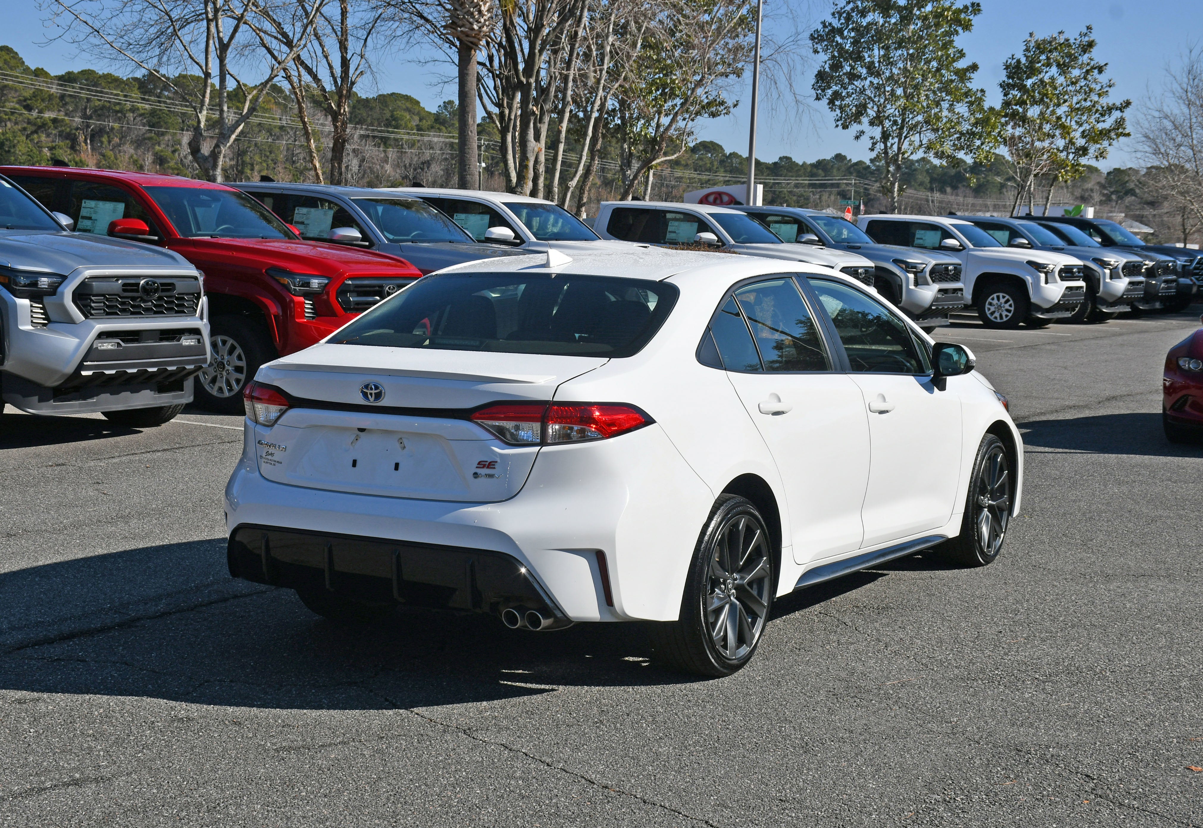 2025 Toyota Corolla Hybrid SE