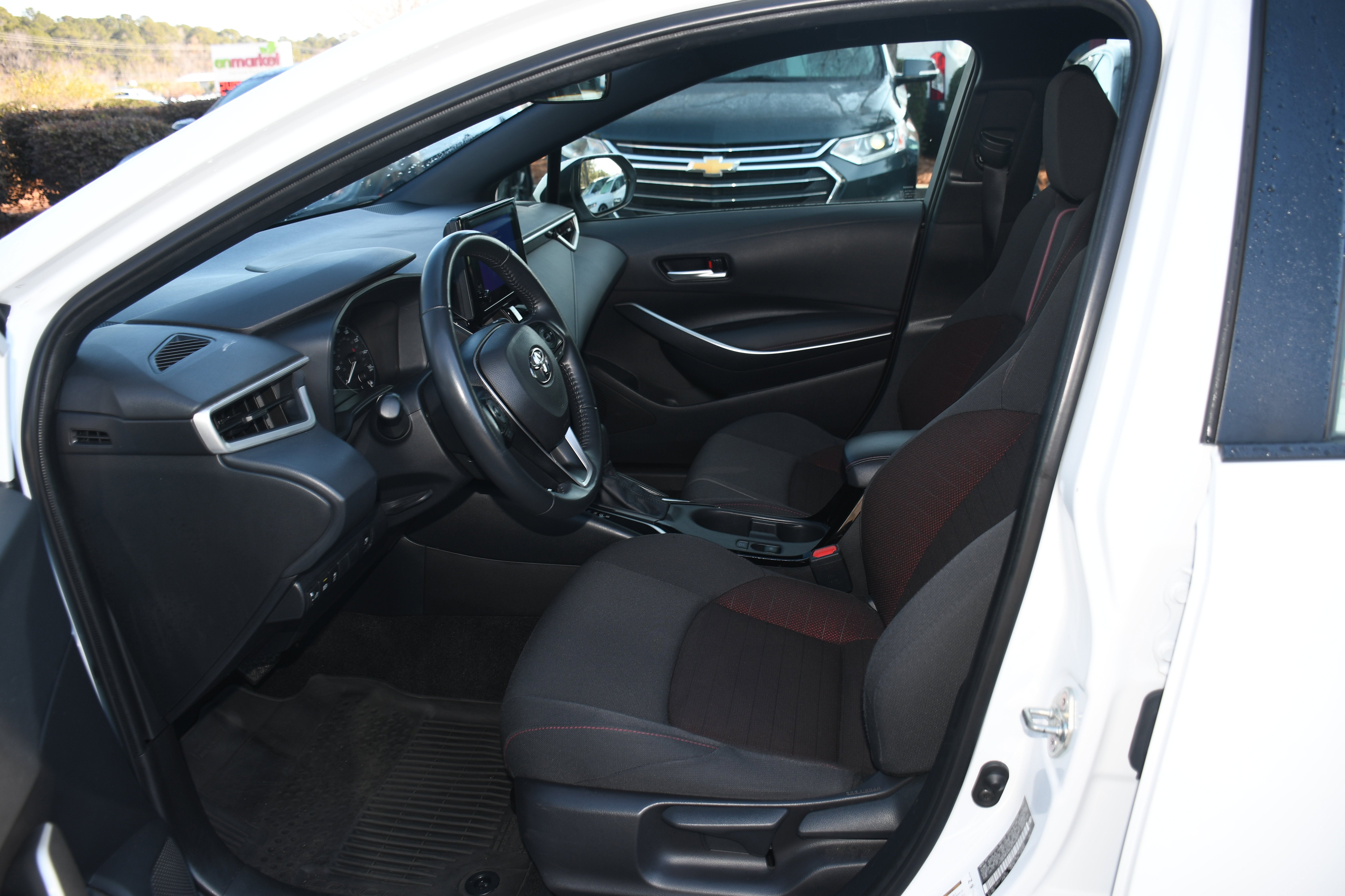 2025 Toyota Corolla Hybrid SE