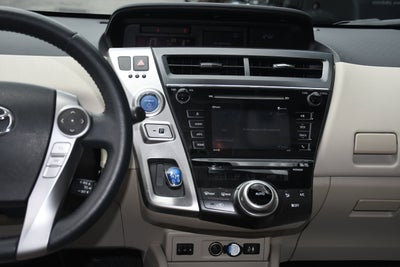 2017 Toyota Prius v Four
