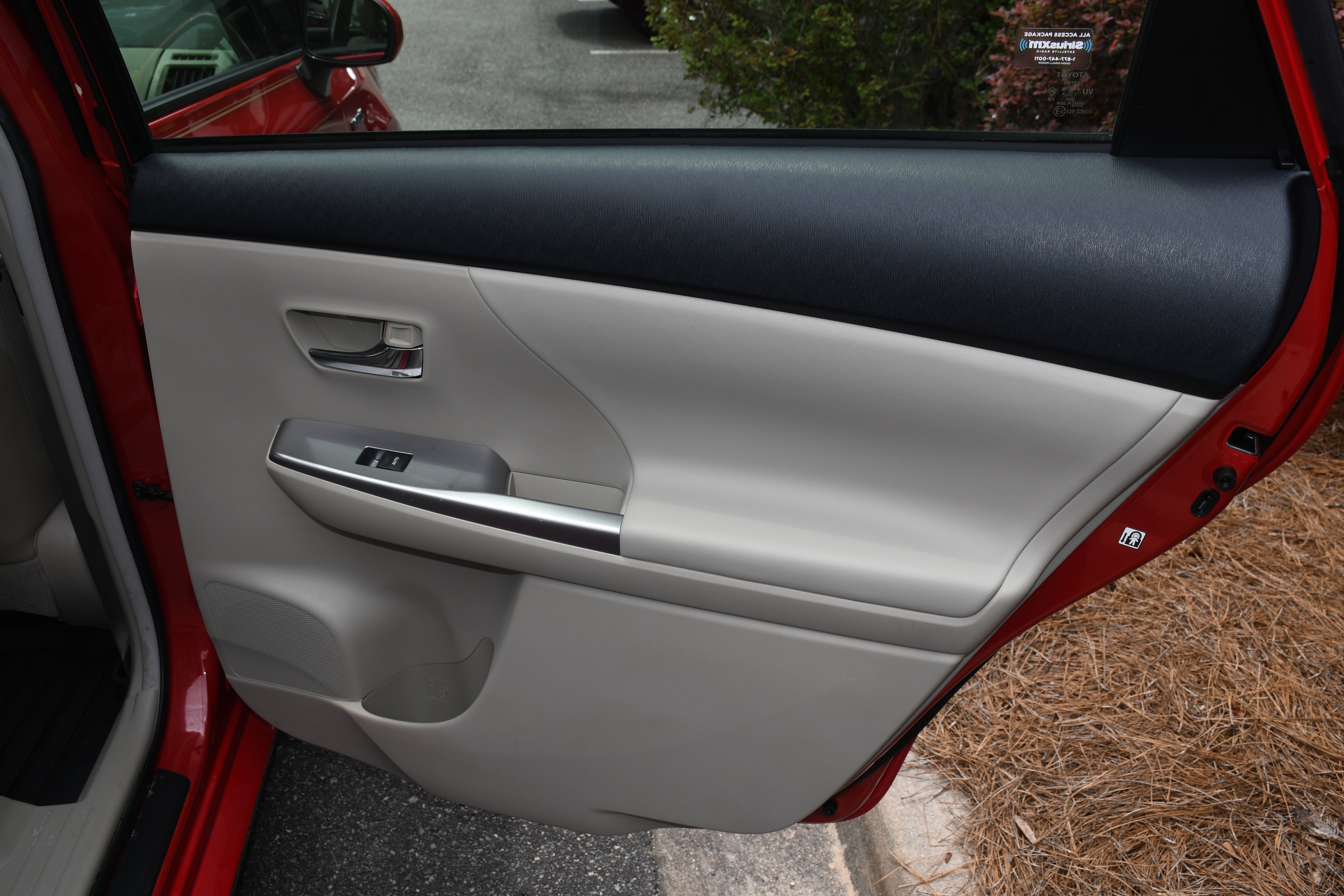 2017 Toyota Prius v Four
