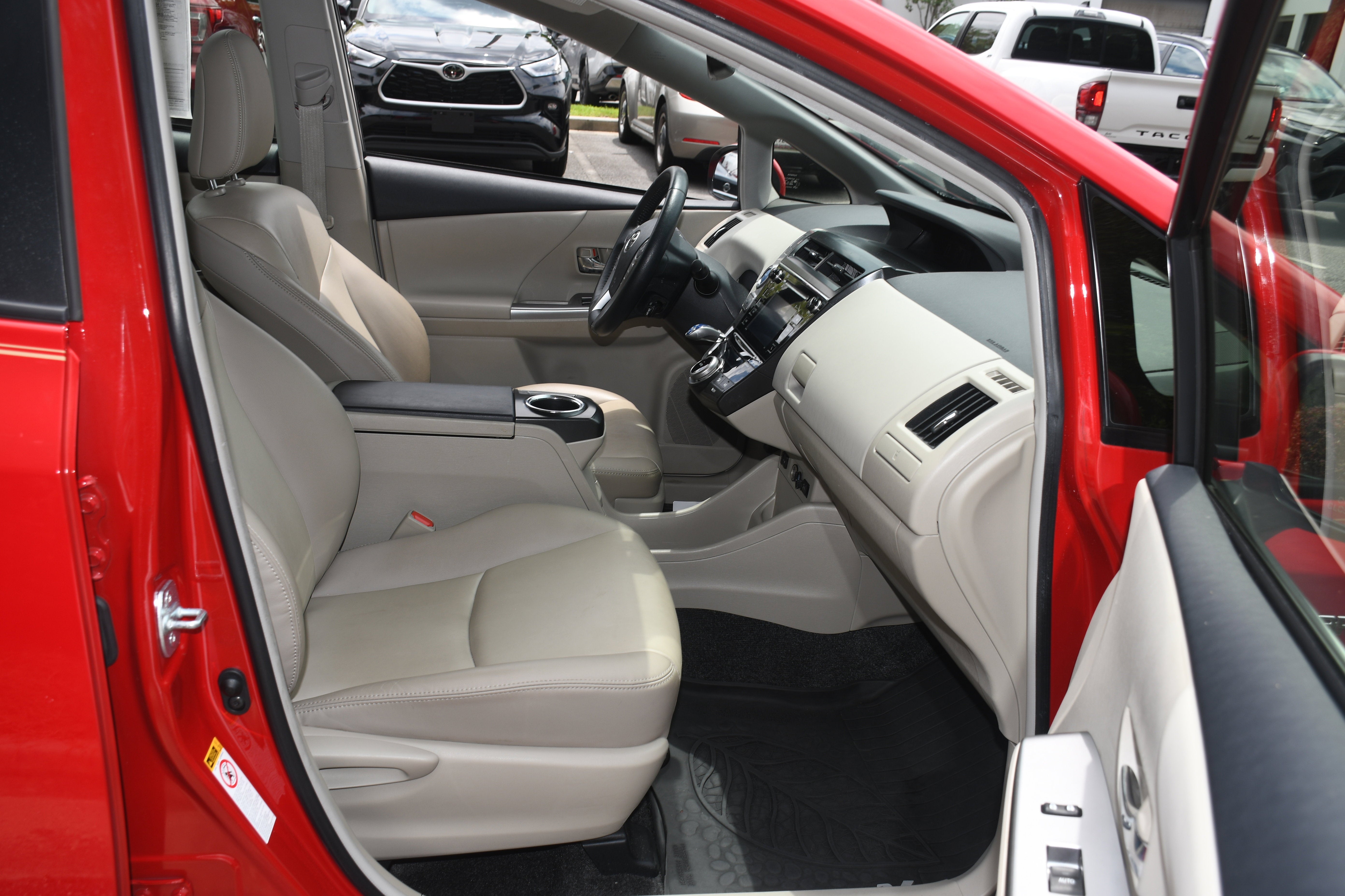 2017 Toyota Prius v Four
