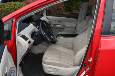 2017 Toyota Prius v Four