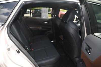 2023 Toyota Venza XLE