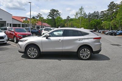 2023 Toyota Venza XLE