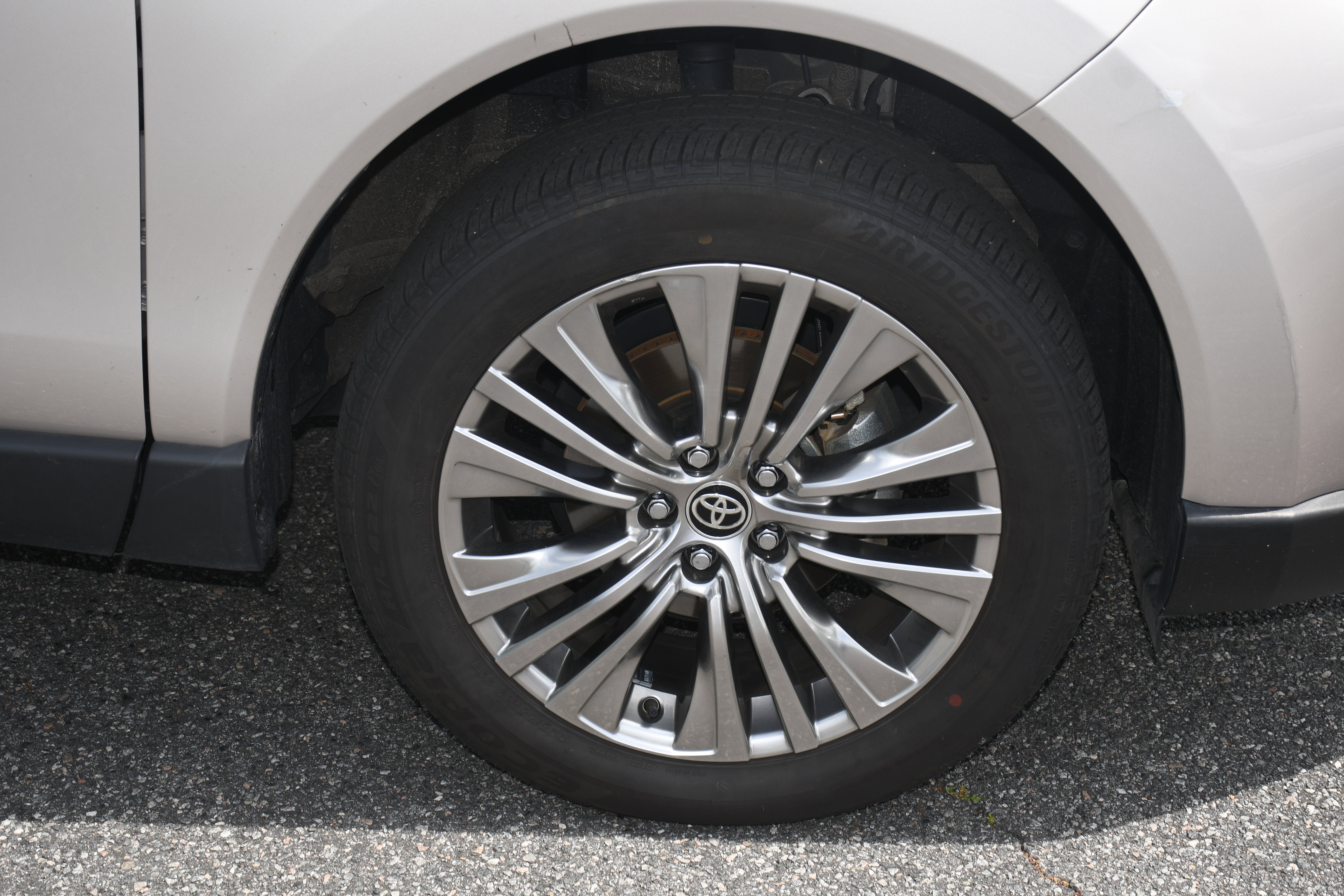 2023 Toyota Venza XLE