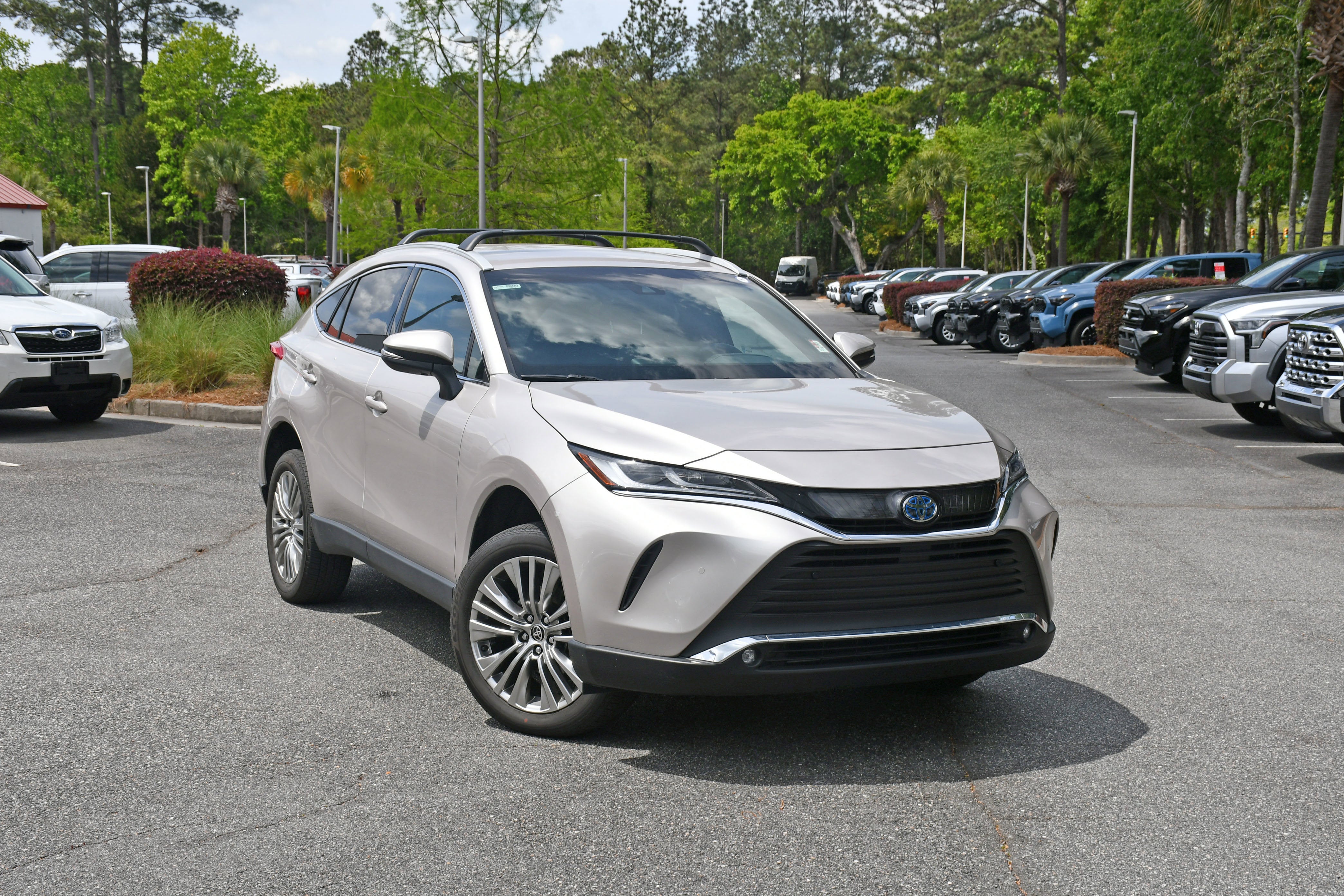 2023 Toyota Venza XLE