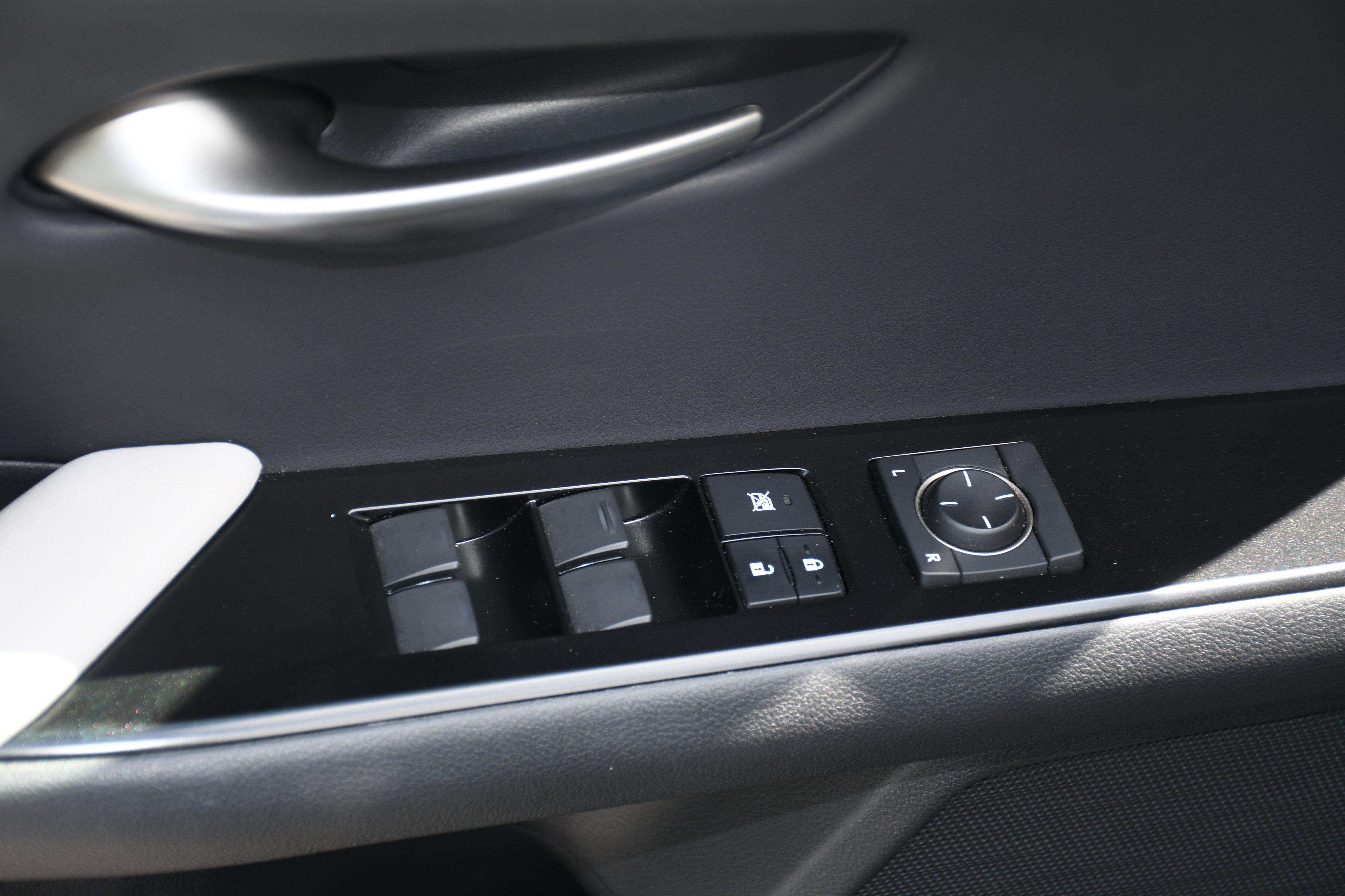 2023 Lexus UX UX 250h Premium