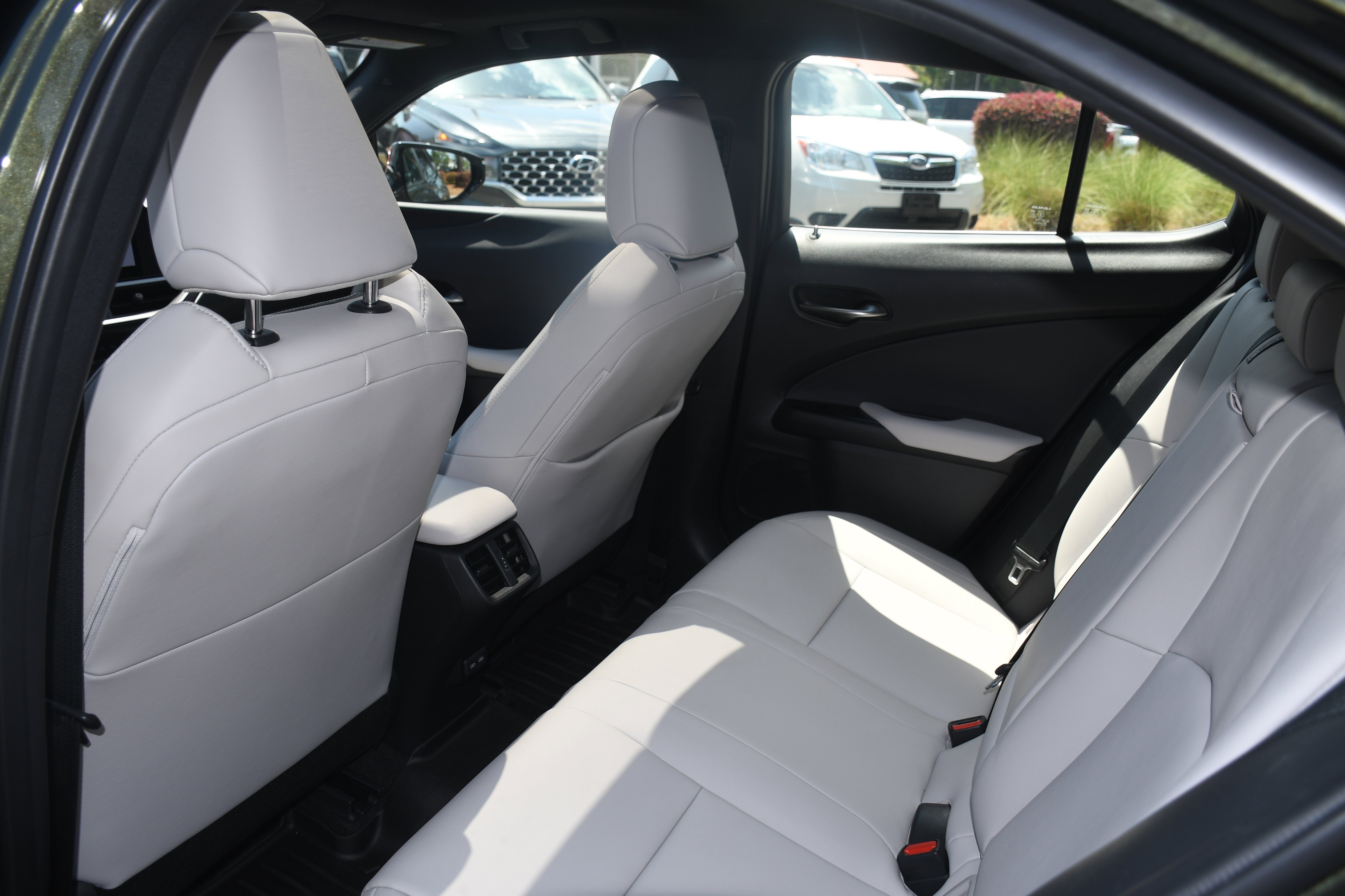 2023 Lexus UX UX 250h Premium