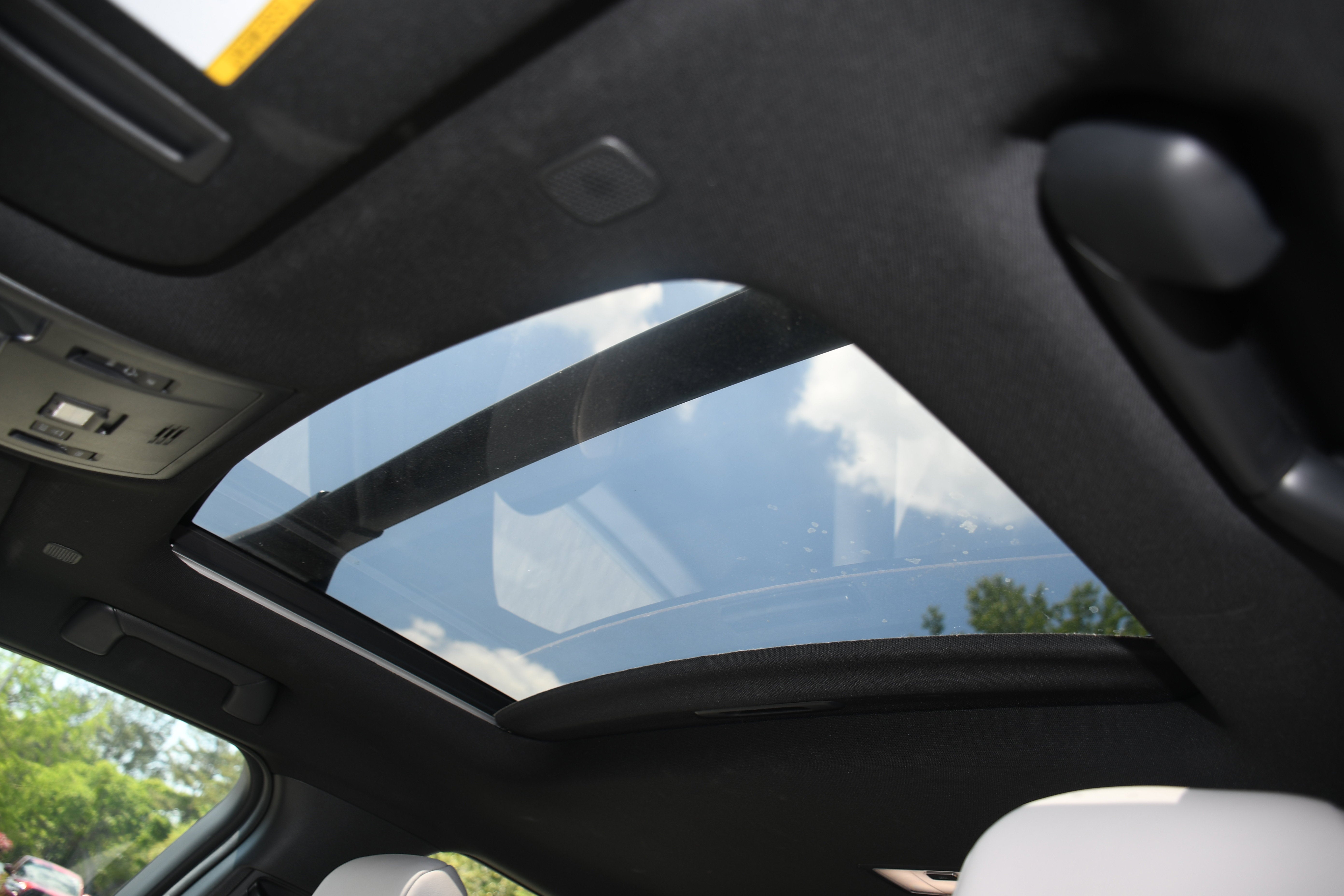 2023 Lexus UX UX 250h Premium