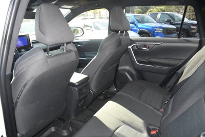 2025 Toyota RAV4 Hybrid SE