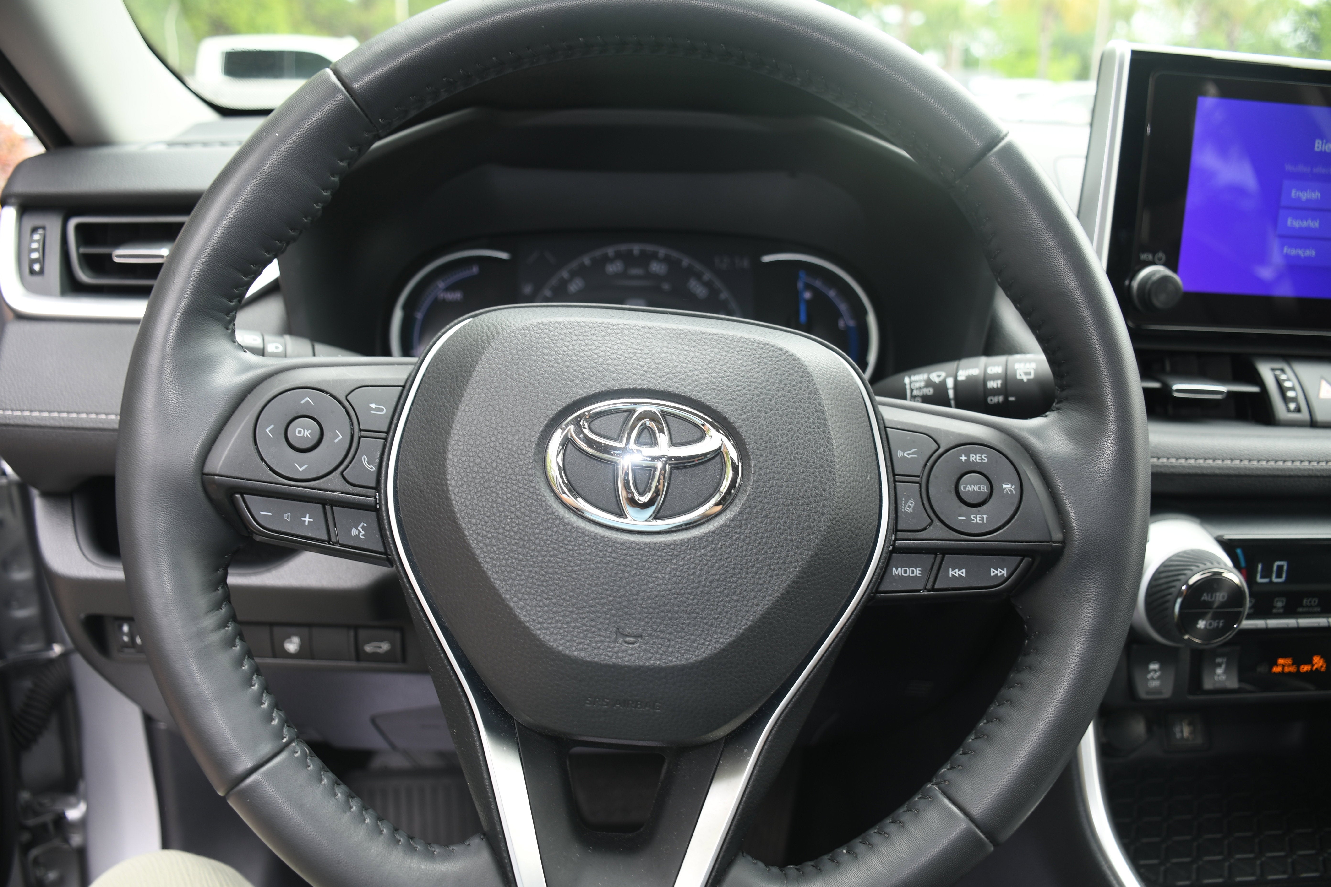 2023 Toyota RAV4 Hybrid XLE Premium