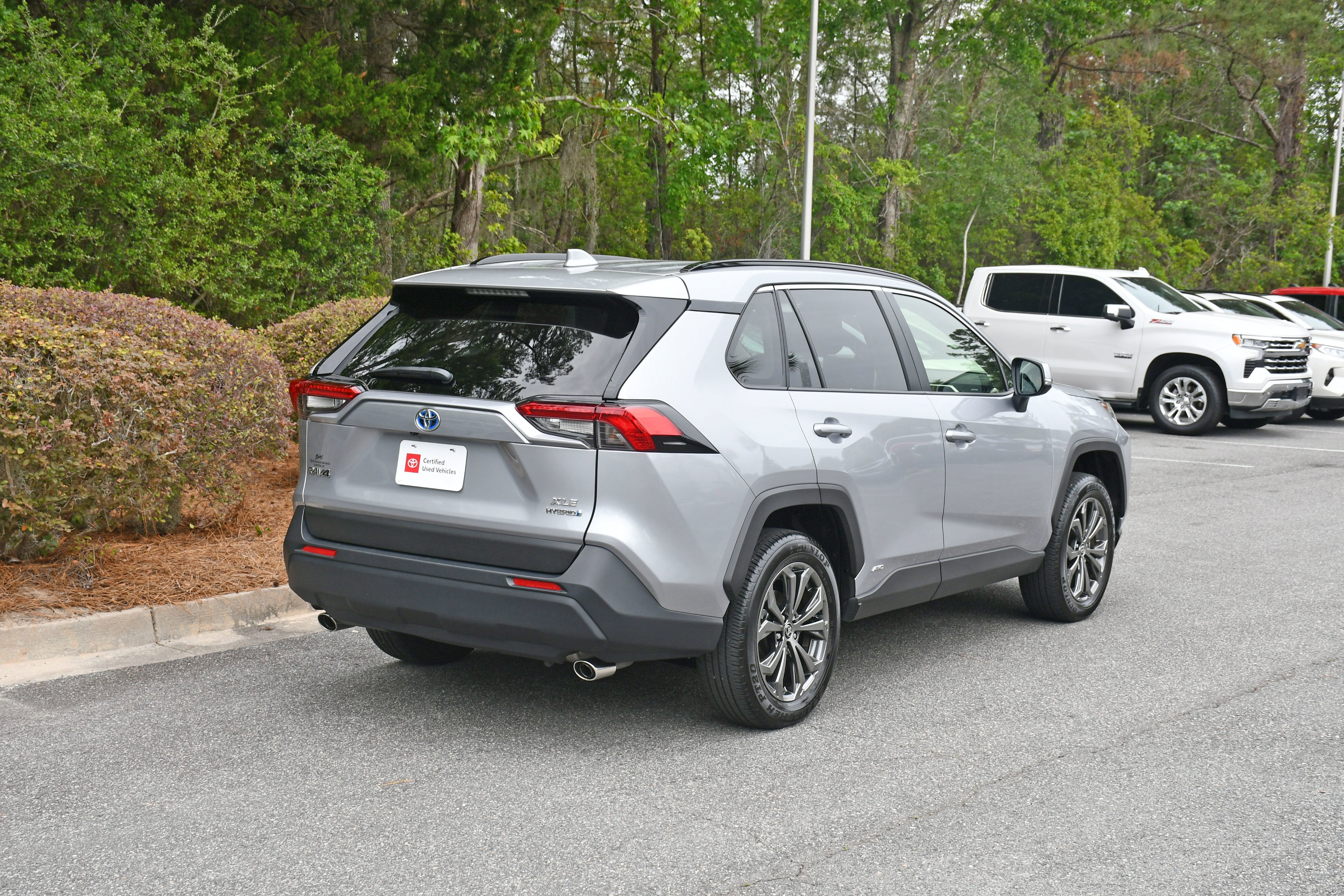2023 Toyota RAV4 Hybrid XLE Premium