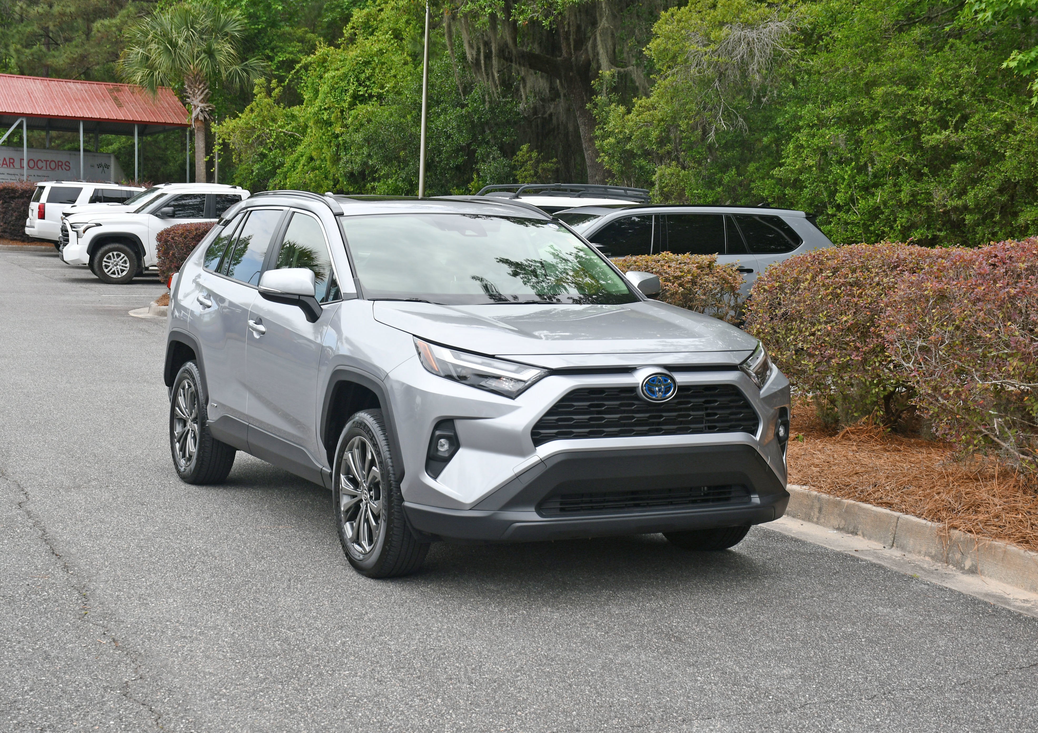 2023 Toyota RAV4 Hybrid XLE Premium