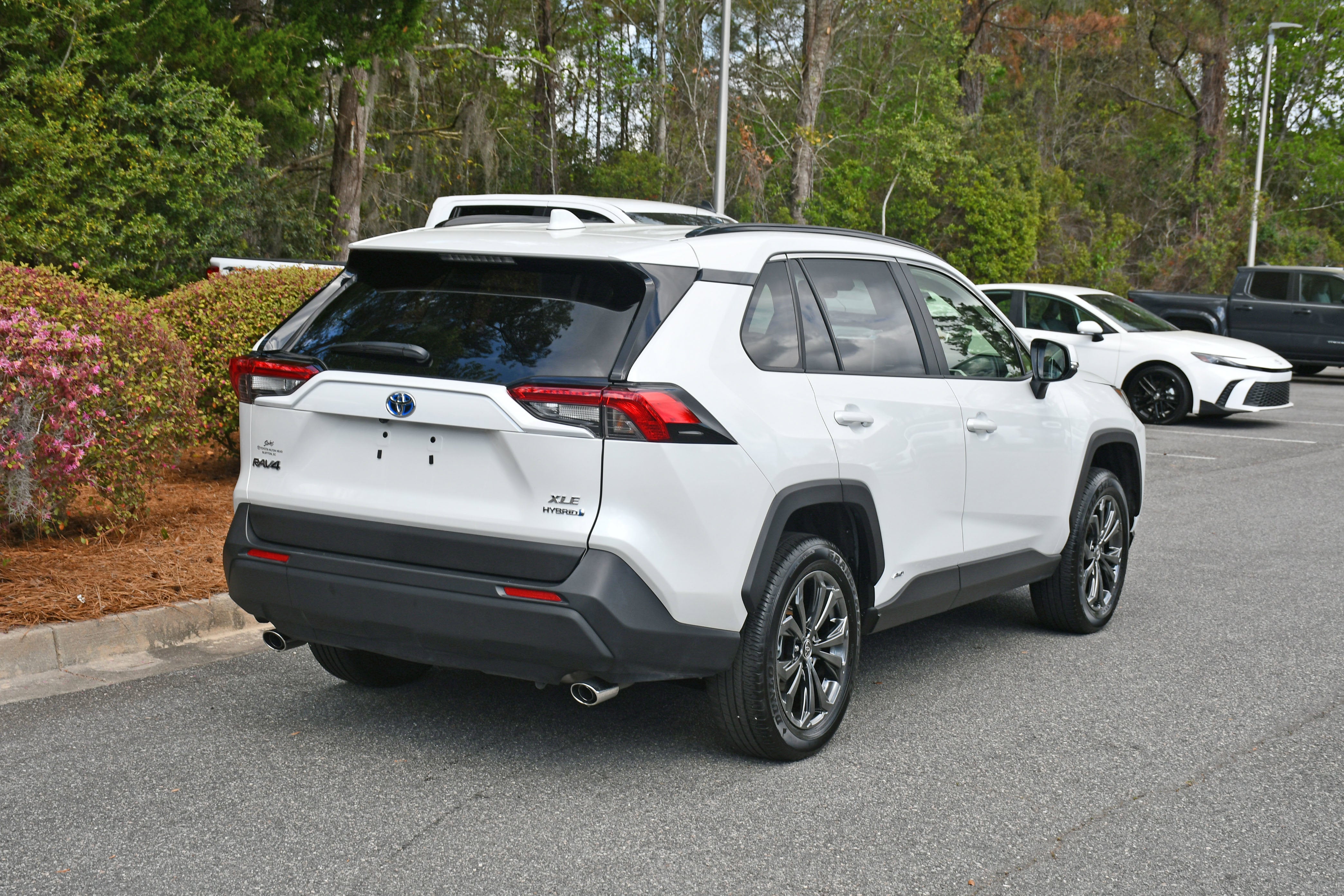 2024 Toyota RAV4 Hybrid XLE Premium
