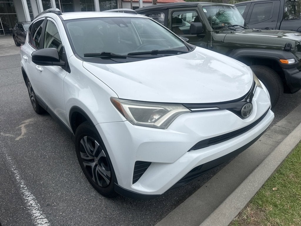 2017 Toyota RAV4 LE