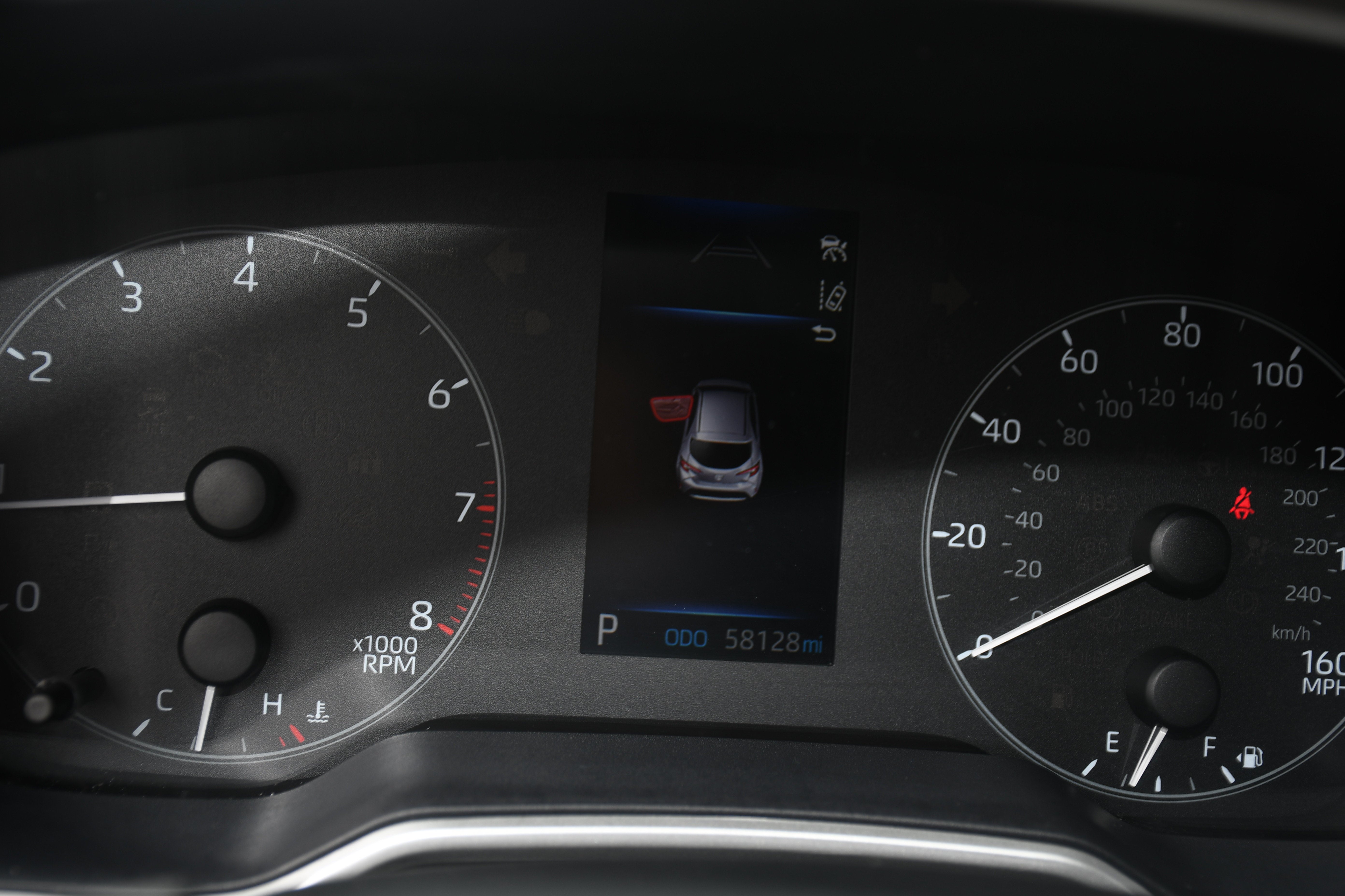 2024 Toyota Corolla Hatchback SE