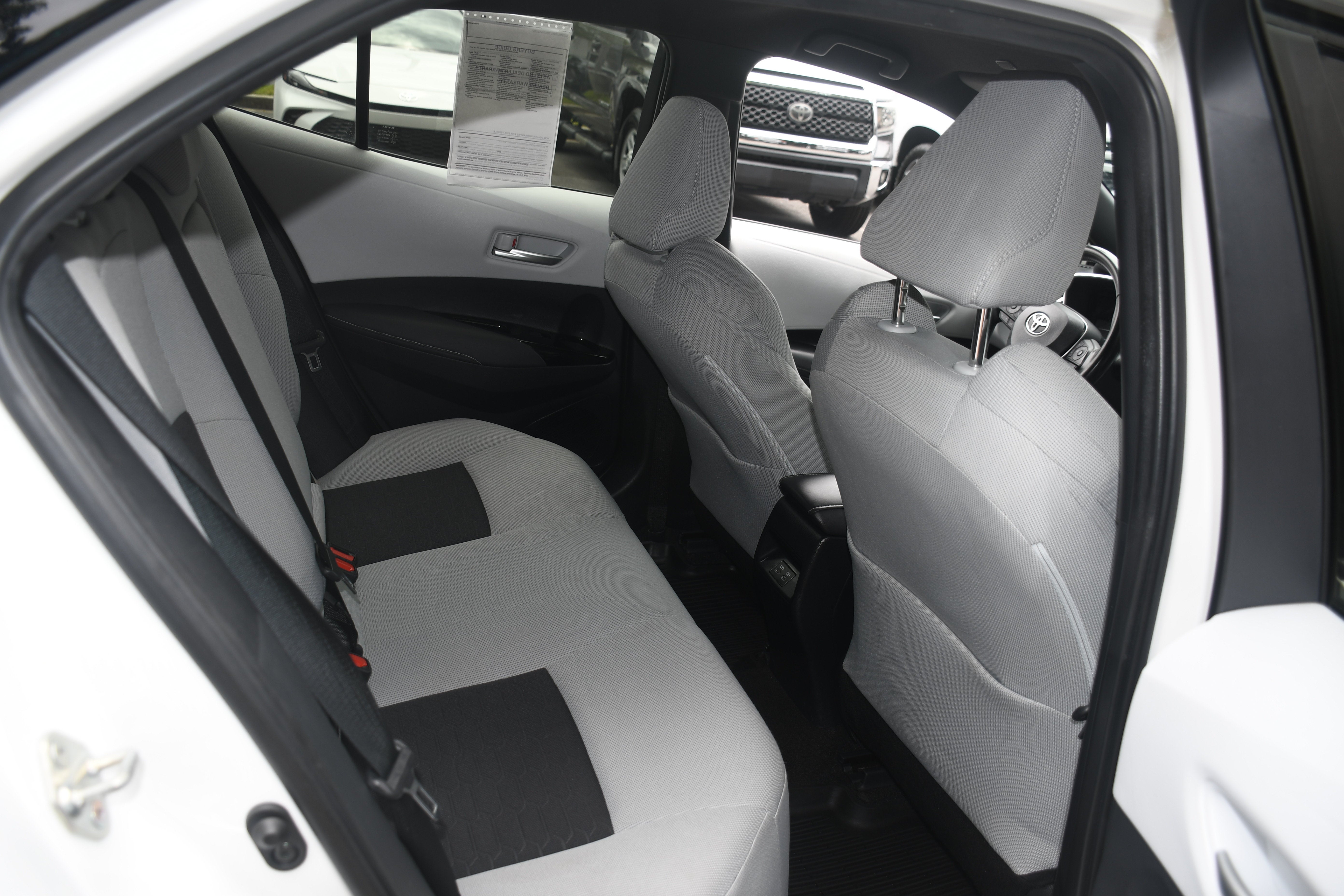 2024 Toyota Corolla Hatchback SE