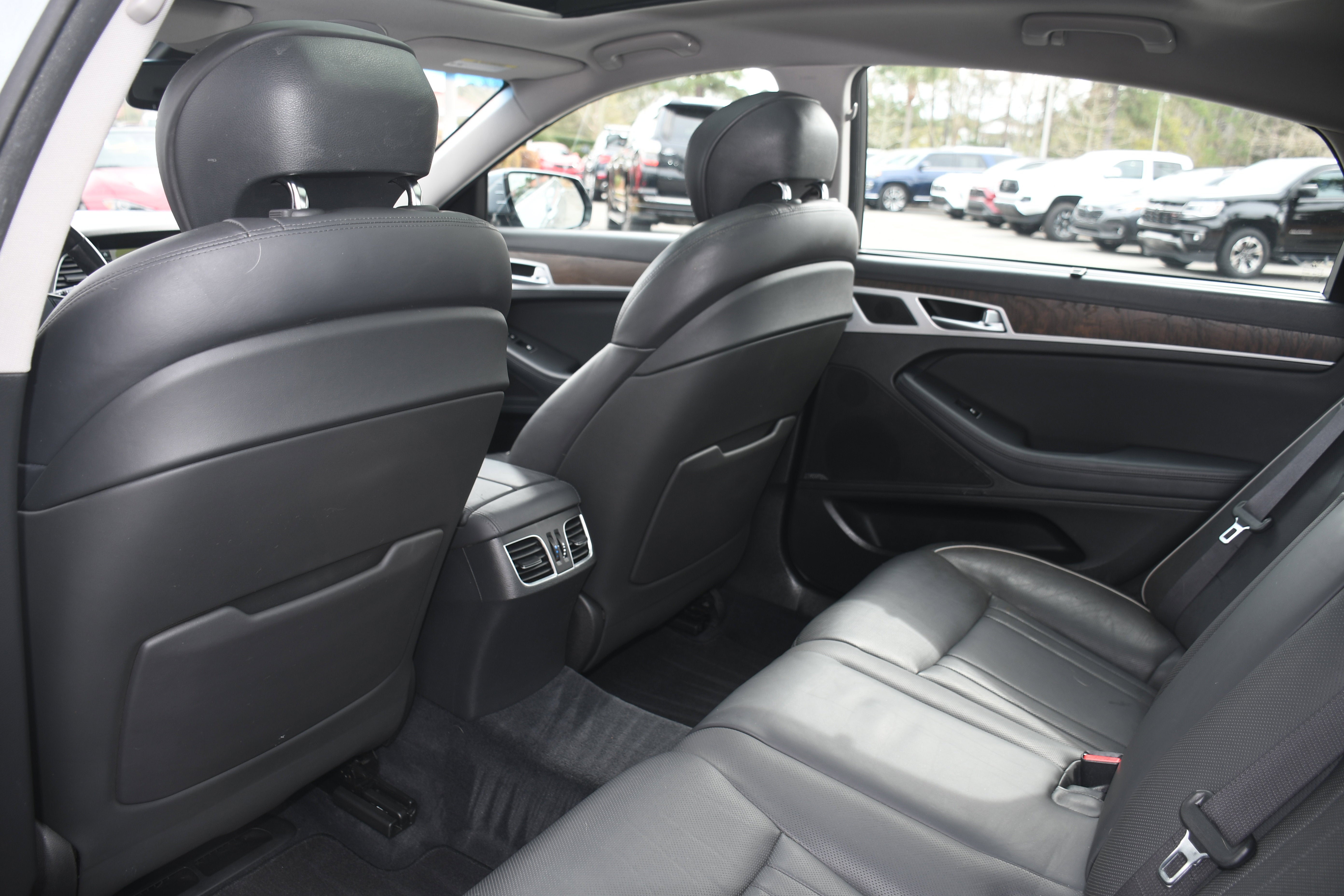 2015 Hyundai Genesis 3.8L