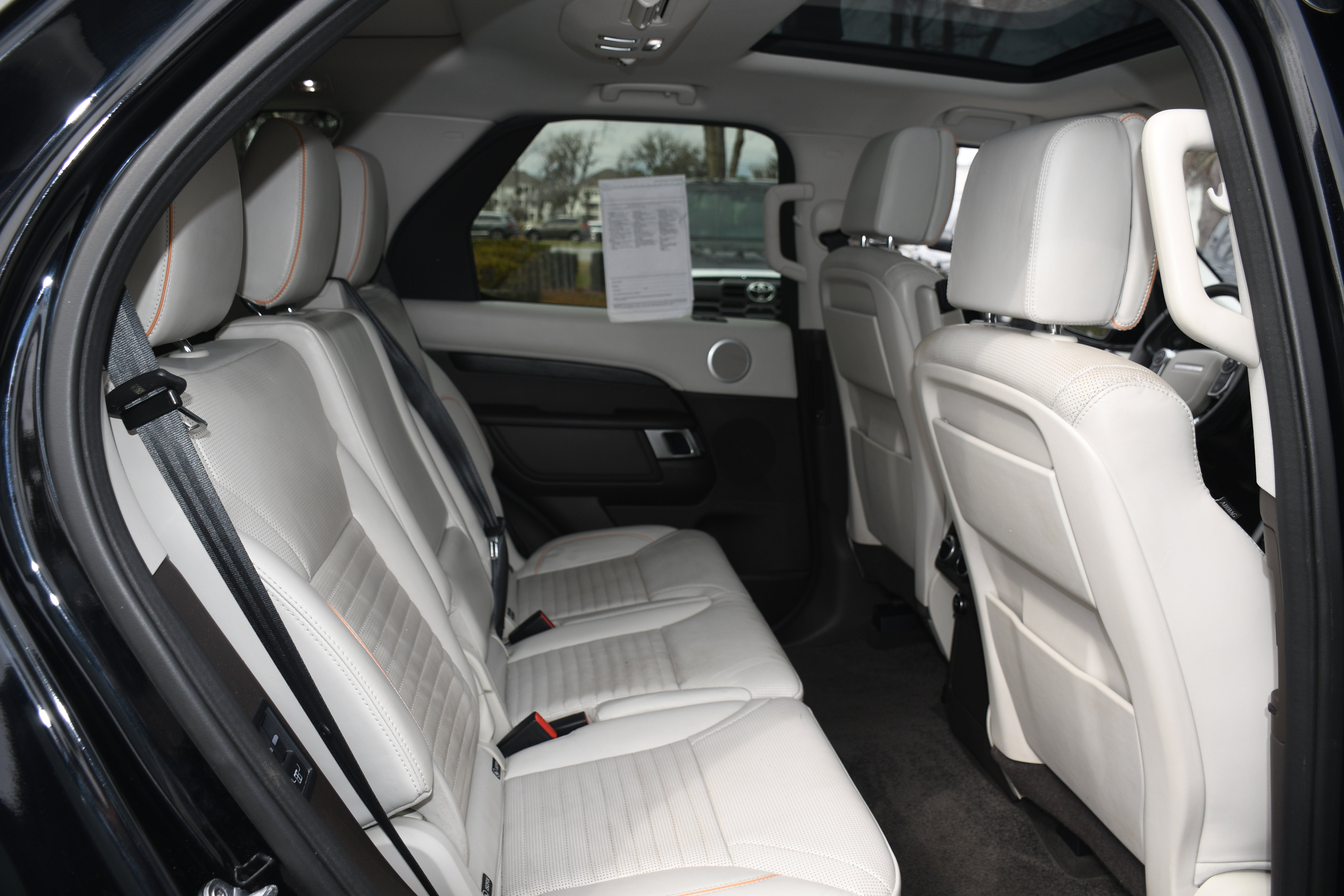 2017 Land Rover Discovery HSE Luxury