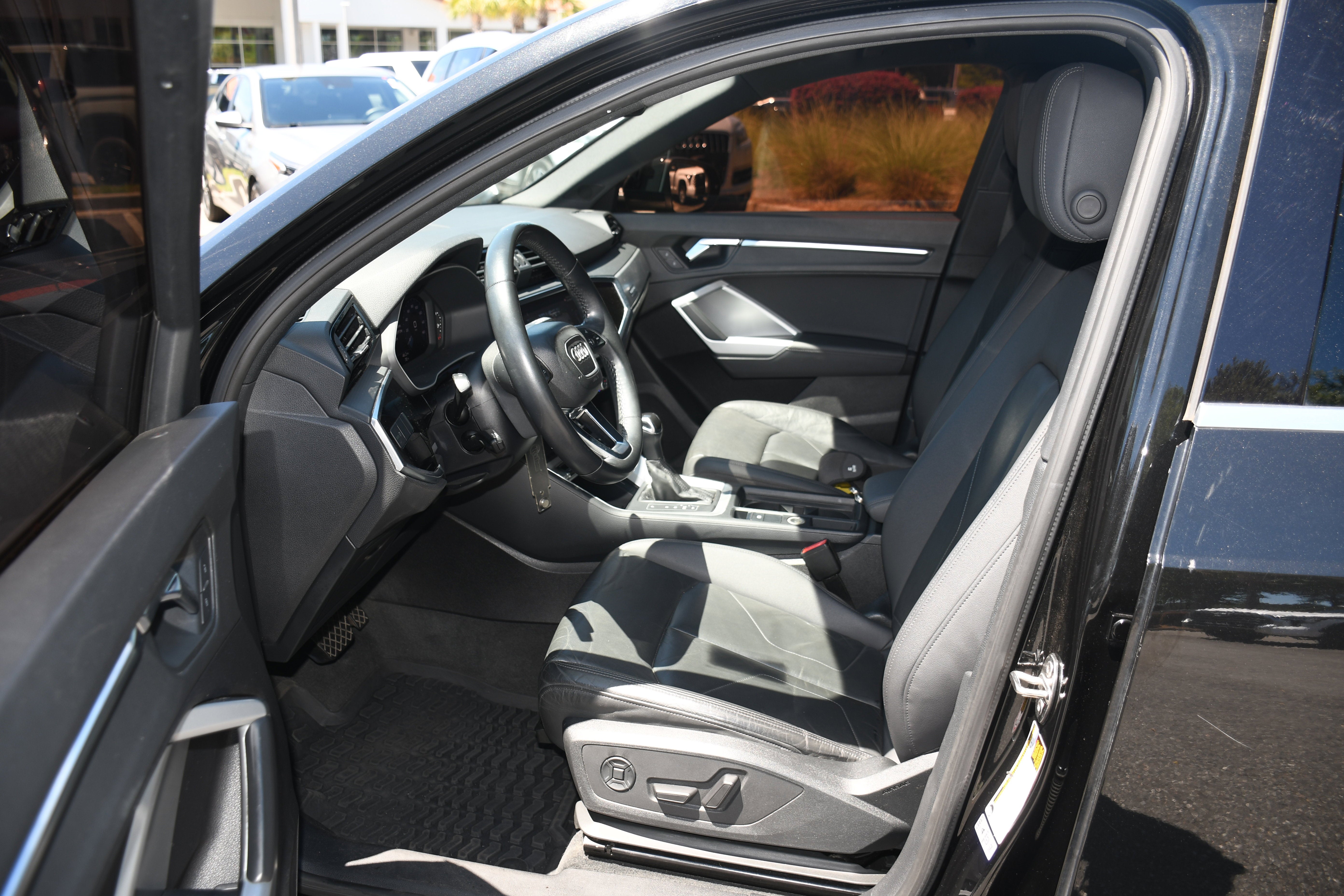 2020 Audi Q3 Premium