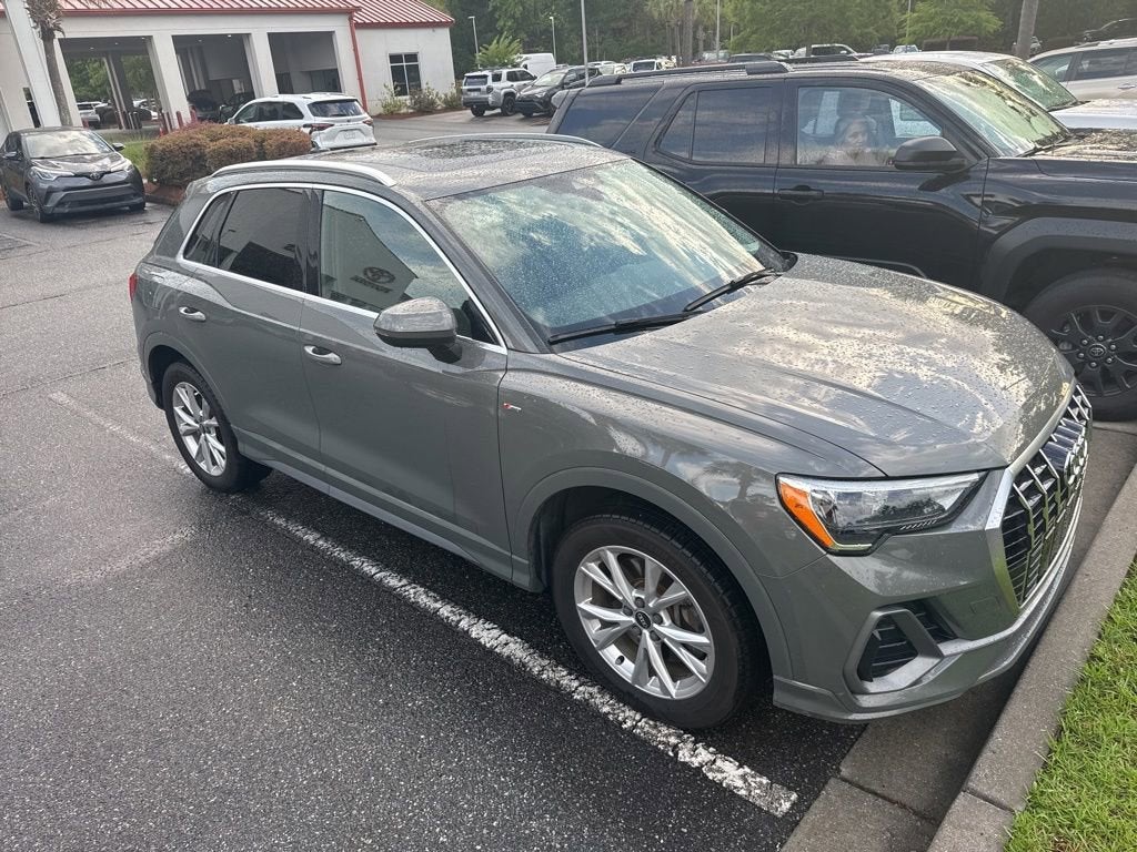 2021 Audi Q3 S line Premium