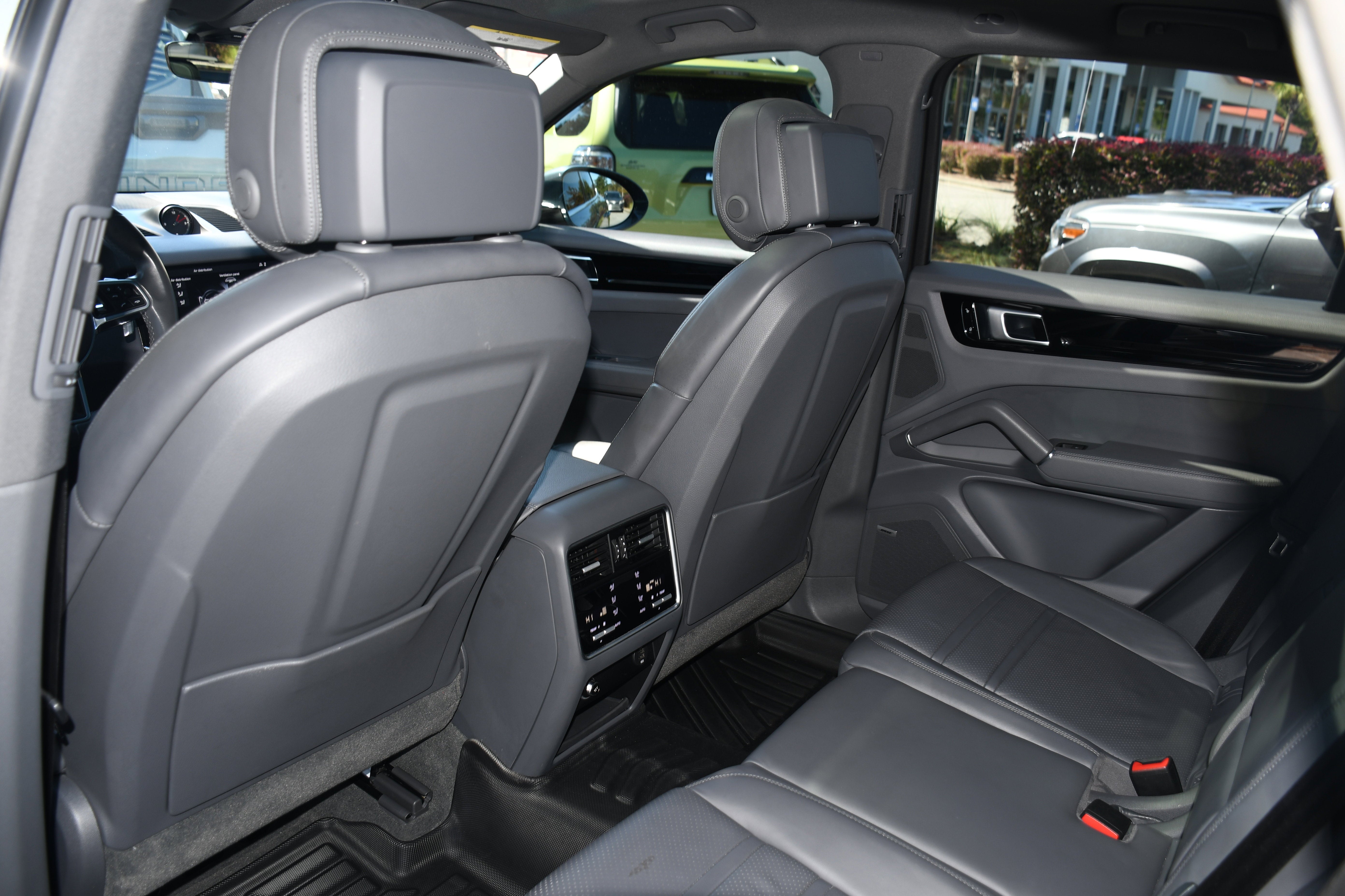 2019 Porsche Cayenne 4DR SUV AWD