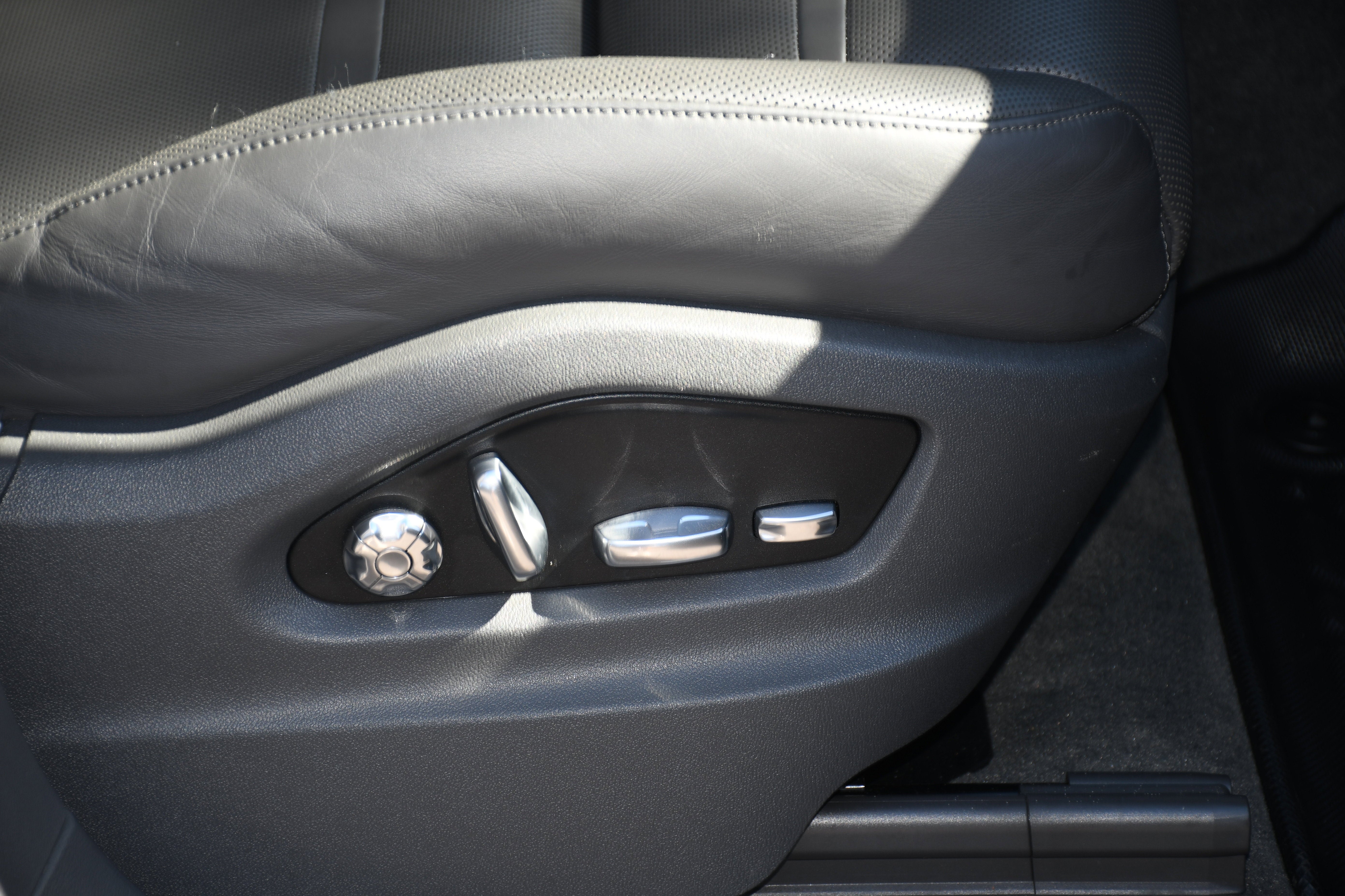 2019 Porsche Cayenne 4DR SUV AWD