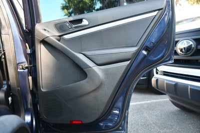 2016 Volkswagen Tiguan R-Line