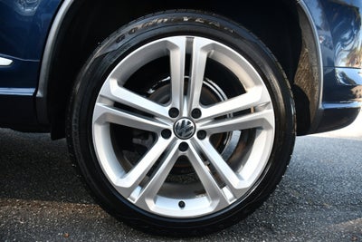 2016 Volkswagen Tiguan R-Line