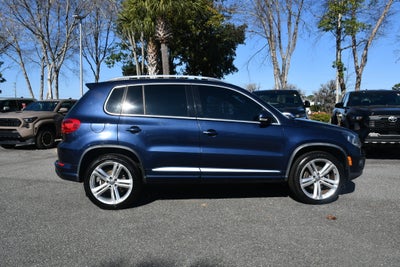2016 Volkswagen Tiguan R-Line