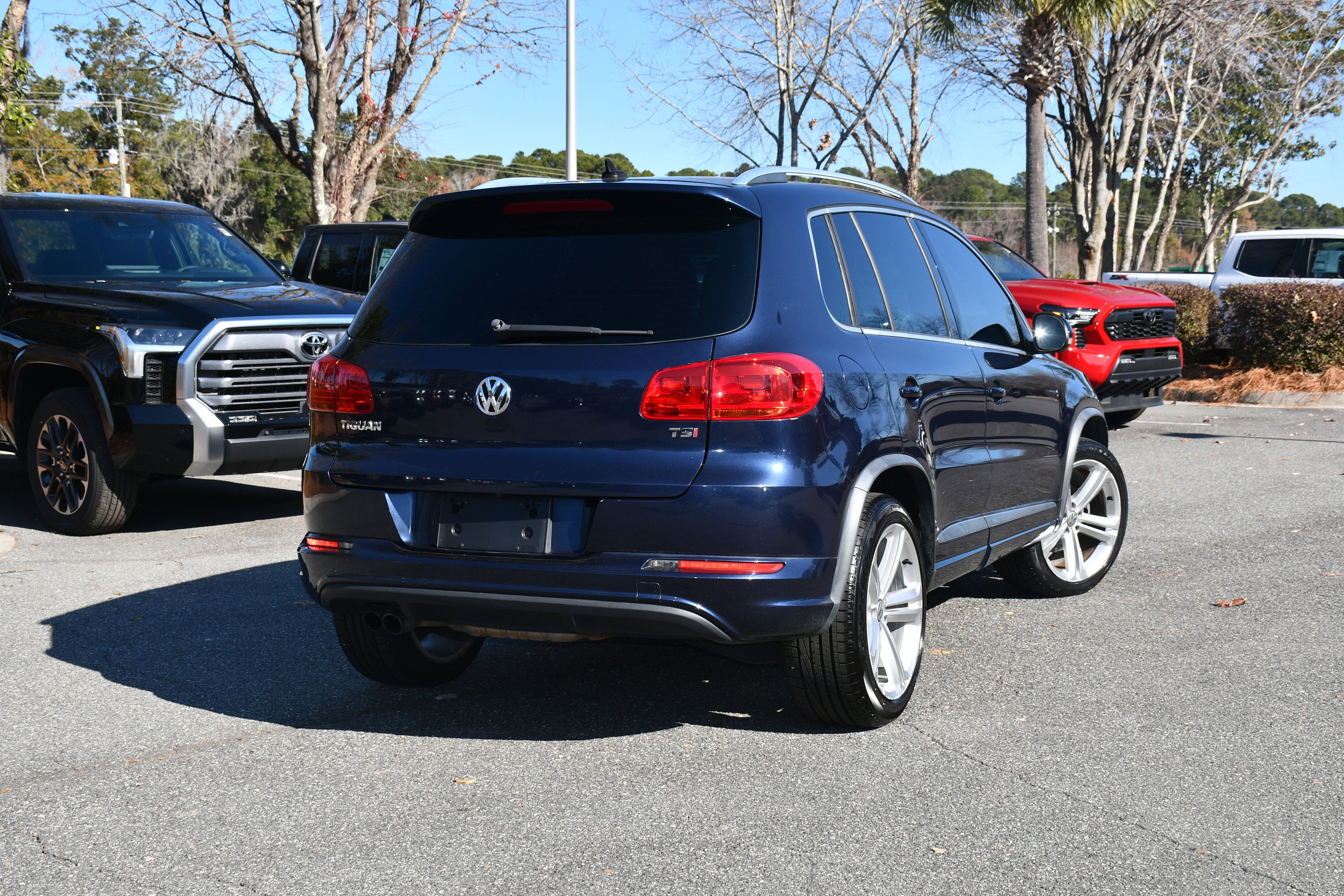 2016 Volkswagen Tiguan R-Line