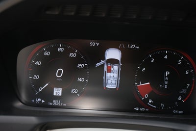 2021 Volvo XC90 Momentum