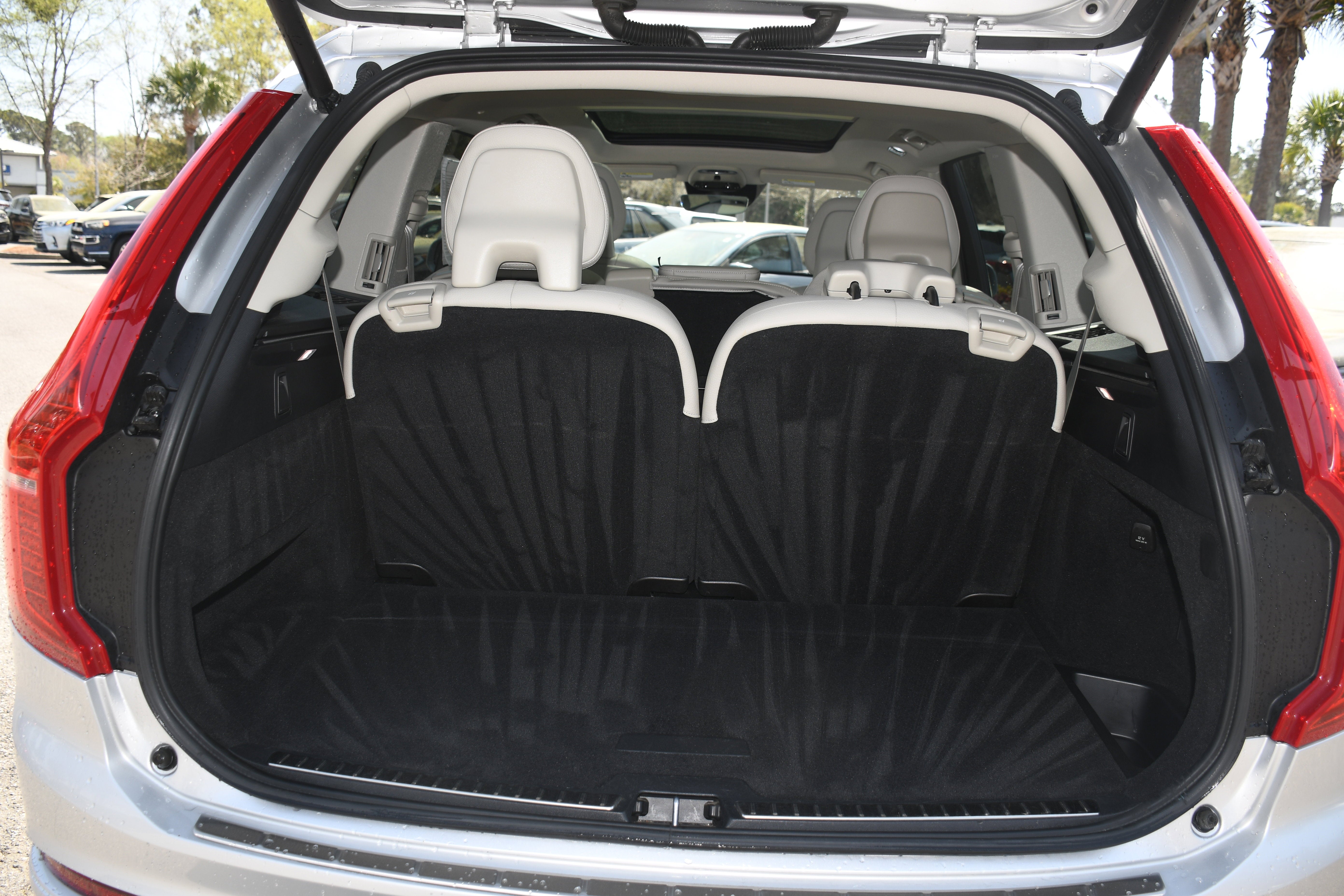 2021 Volvo XC90 Momentum